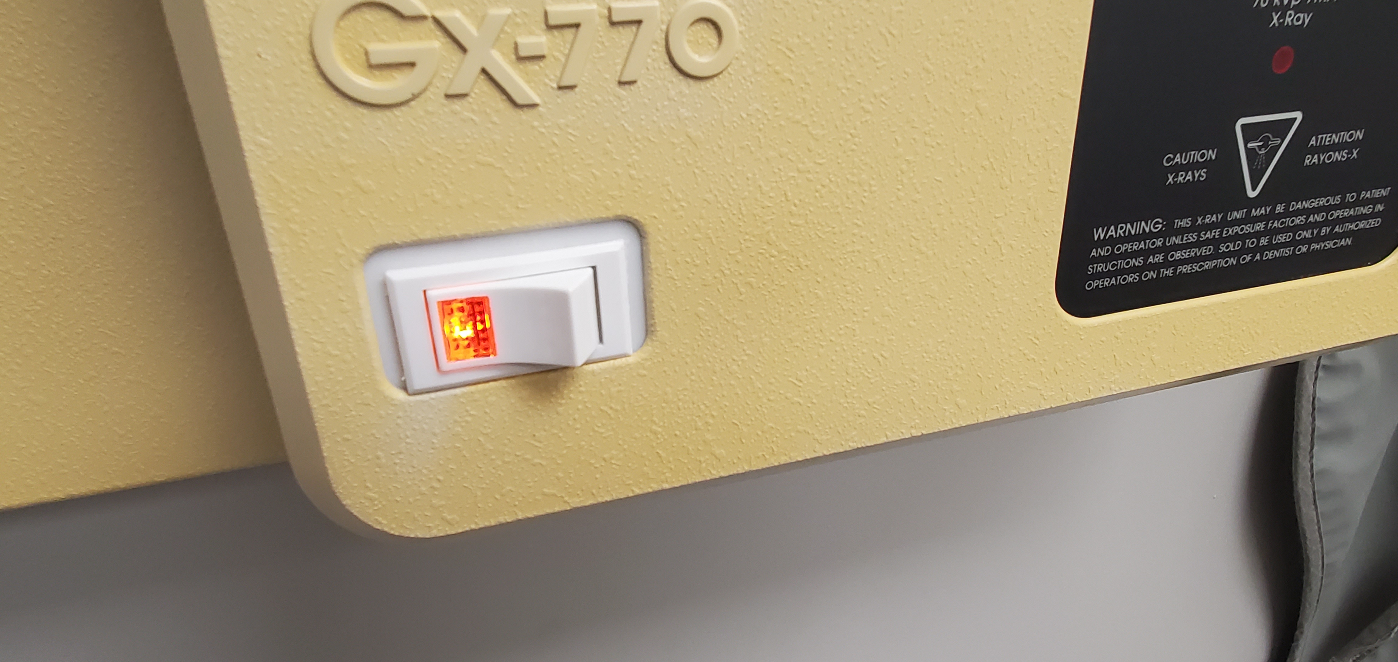Miniatura 3 do modelo 3D Xray power switch bracket