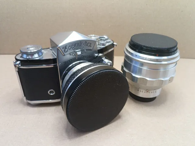Lens cap with 67mm thread
