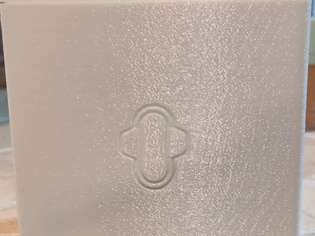 Single sanitary dispenser