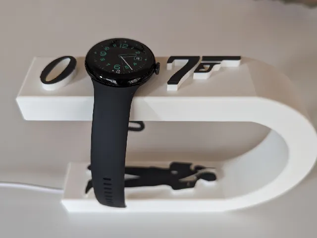 Pixel watch 2 charger stand