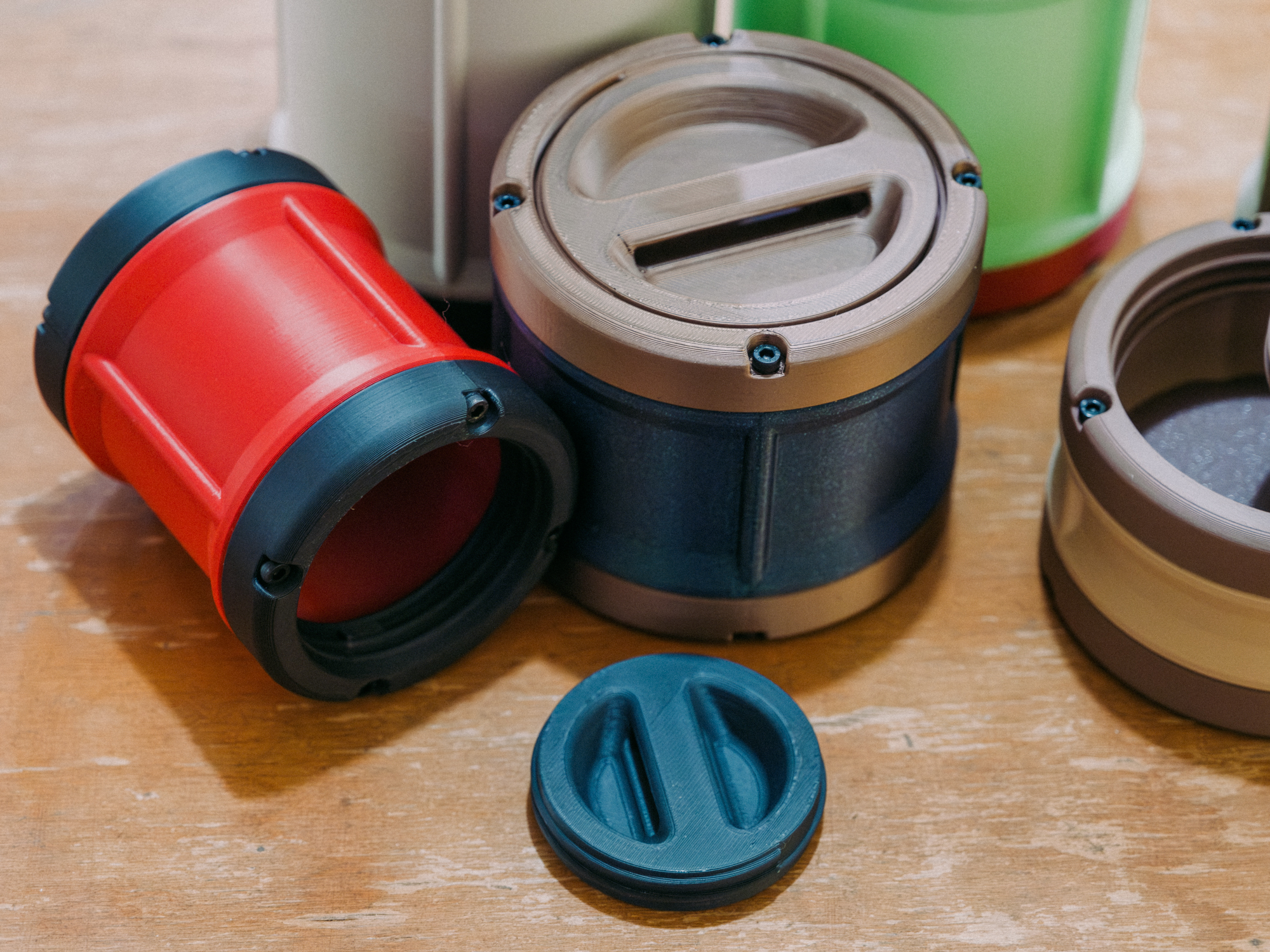 Miniatura 2 do modelo 3D Mini Canisters