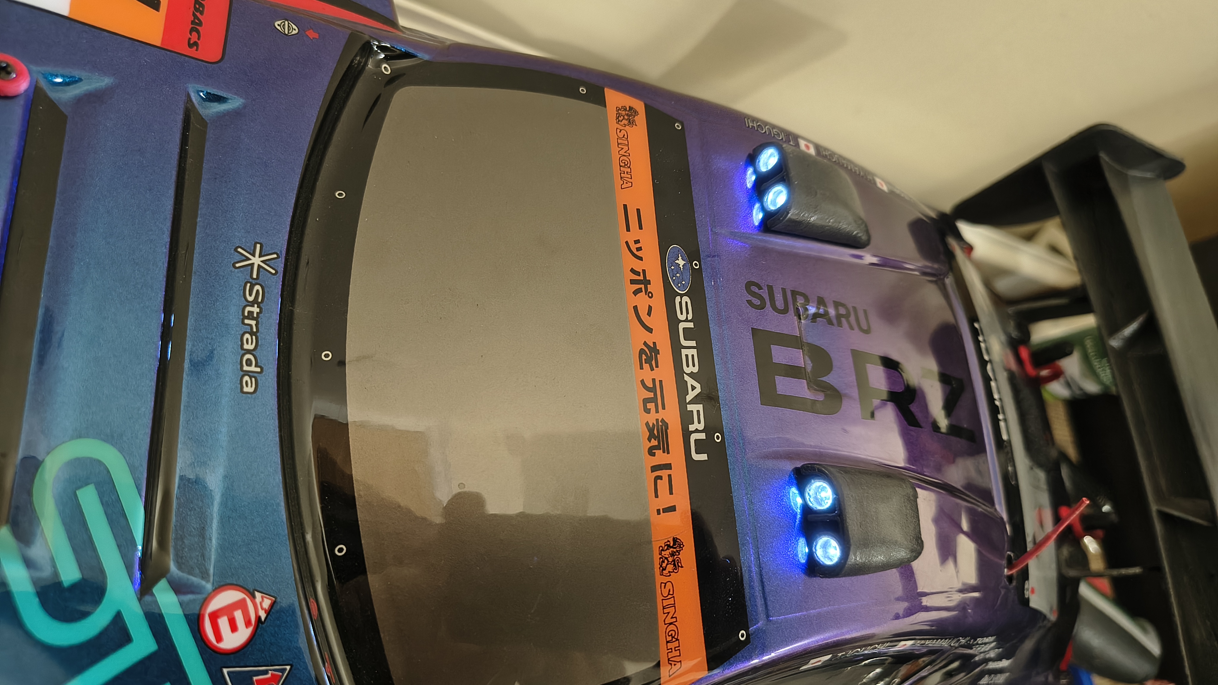 RC car Roof hood went Rooflights