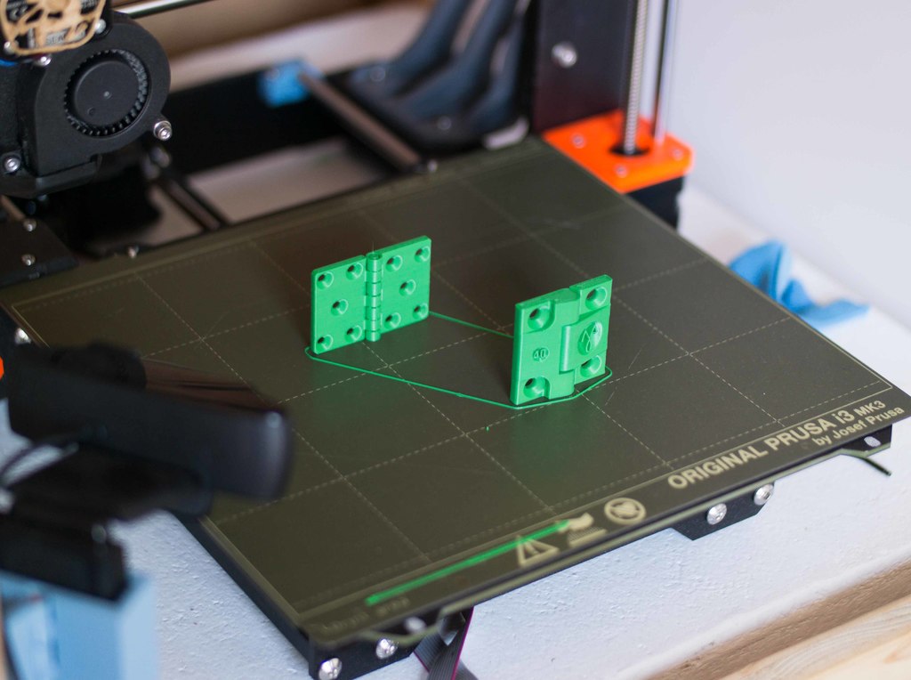 Miniatura 7 do modelo 3D Stable Hinge !upright printable!