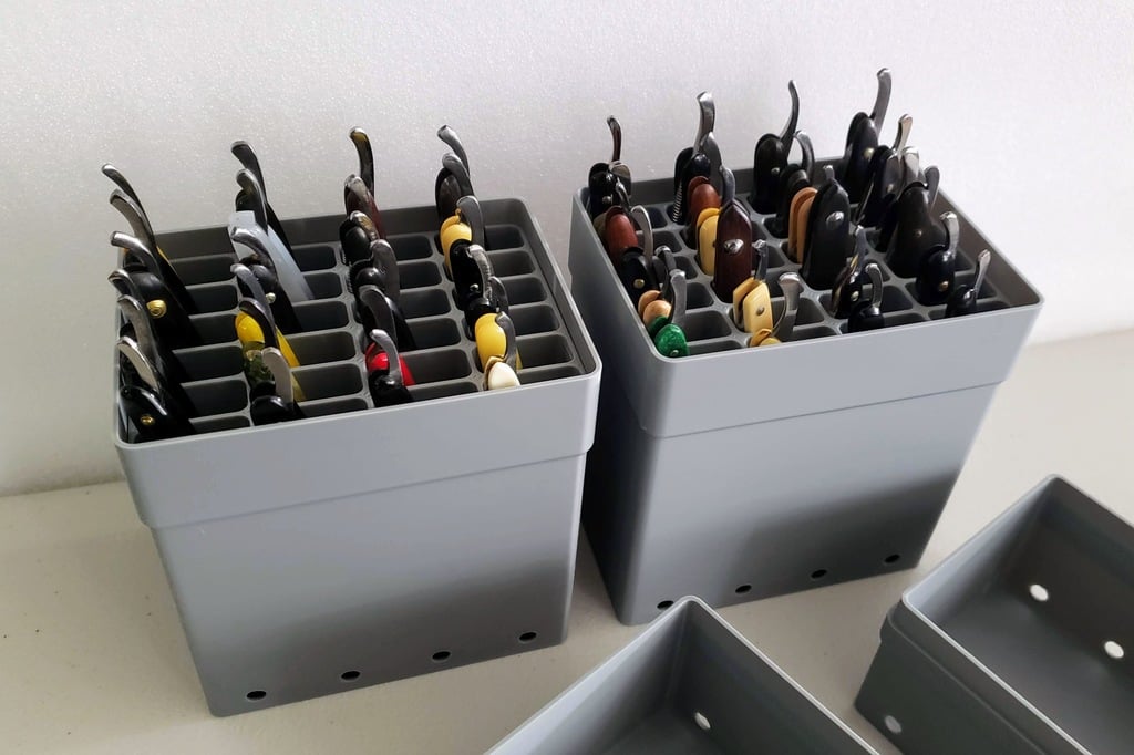 Straight Razor Storage Box by rogerquin Download free STL model