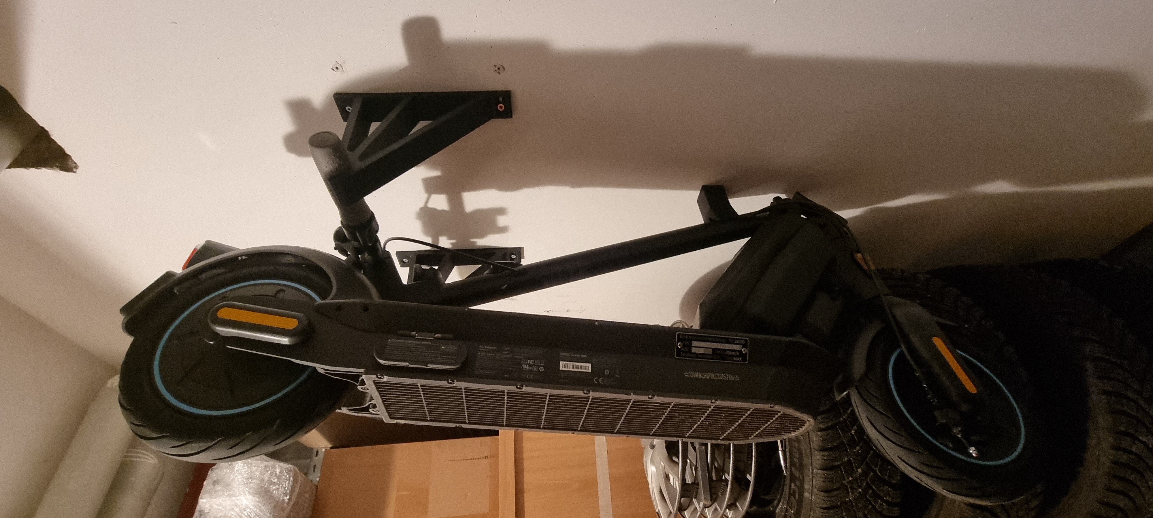 Segway Ninebot - E-Scooter - Wallmount