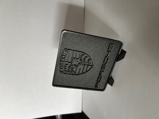 Porsche logo plate