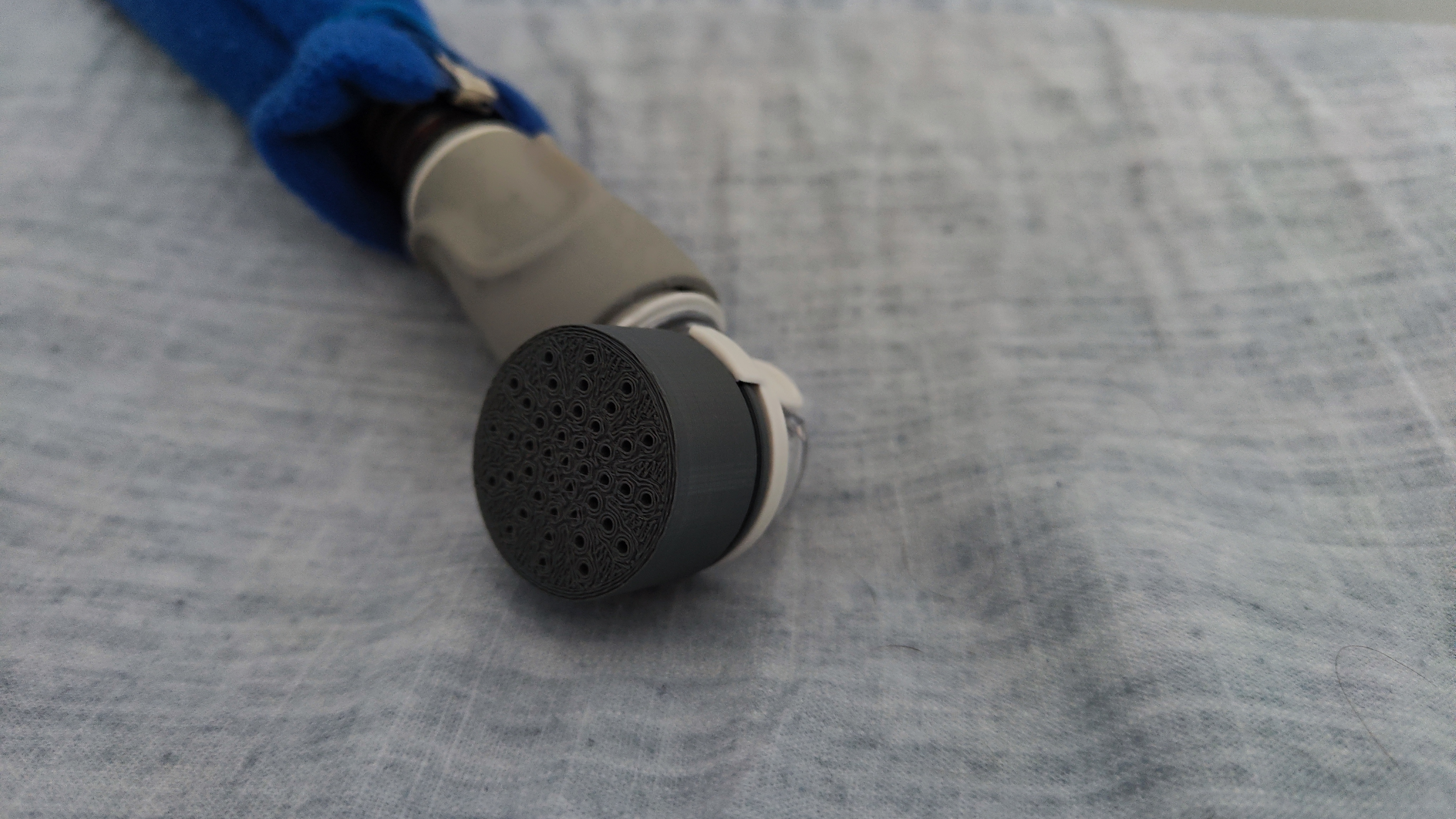 TubeSaver for Airsense. Anti-bug tube cover, clip on
