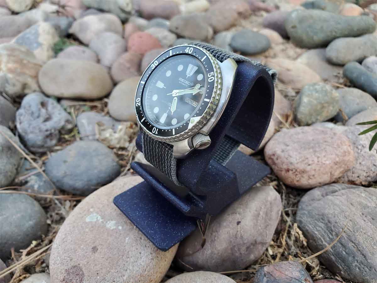 Gridfinity Watch Stand (remix)
