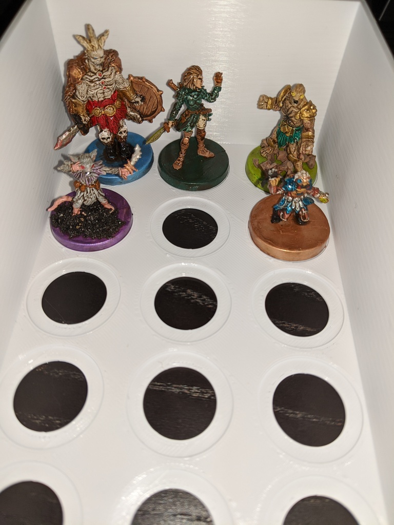 Gloomhaven Character Model Box holder by Hellfish | Download free STL ...