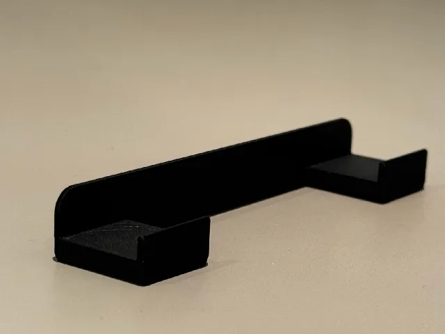 Toothbrush holder horizontal