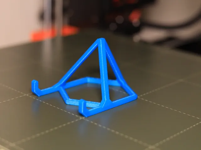 A Phone Stand in 21 Minutes (Hexagon Edition)