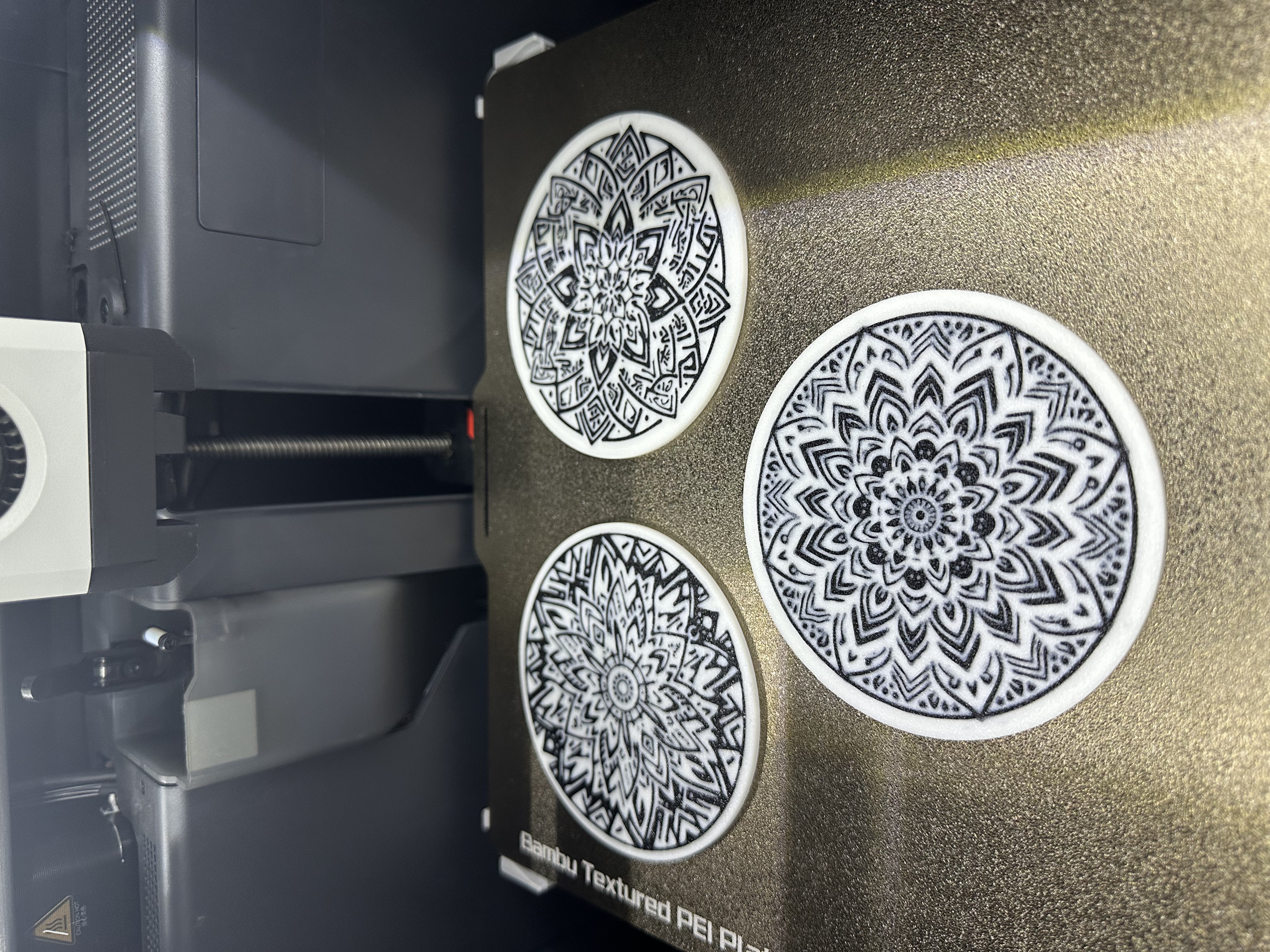 Miniatura 4 do modelo 3D Mandala Coaster