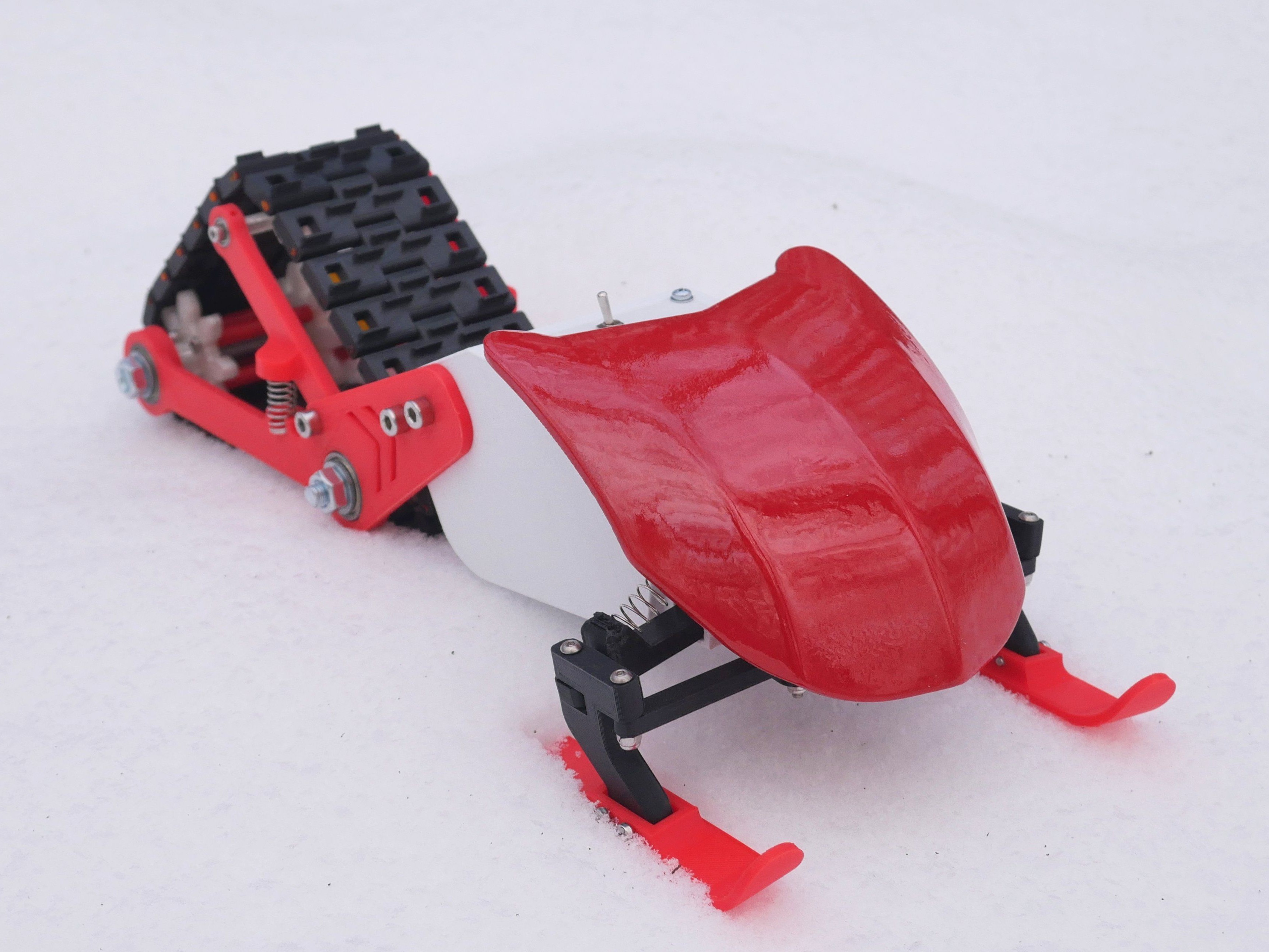 3D printed mini RC snowmobile