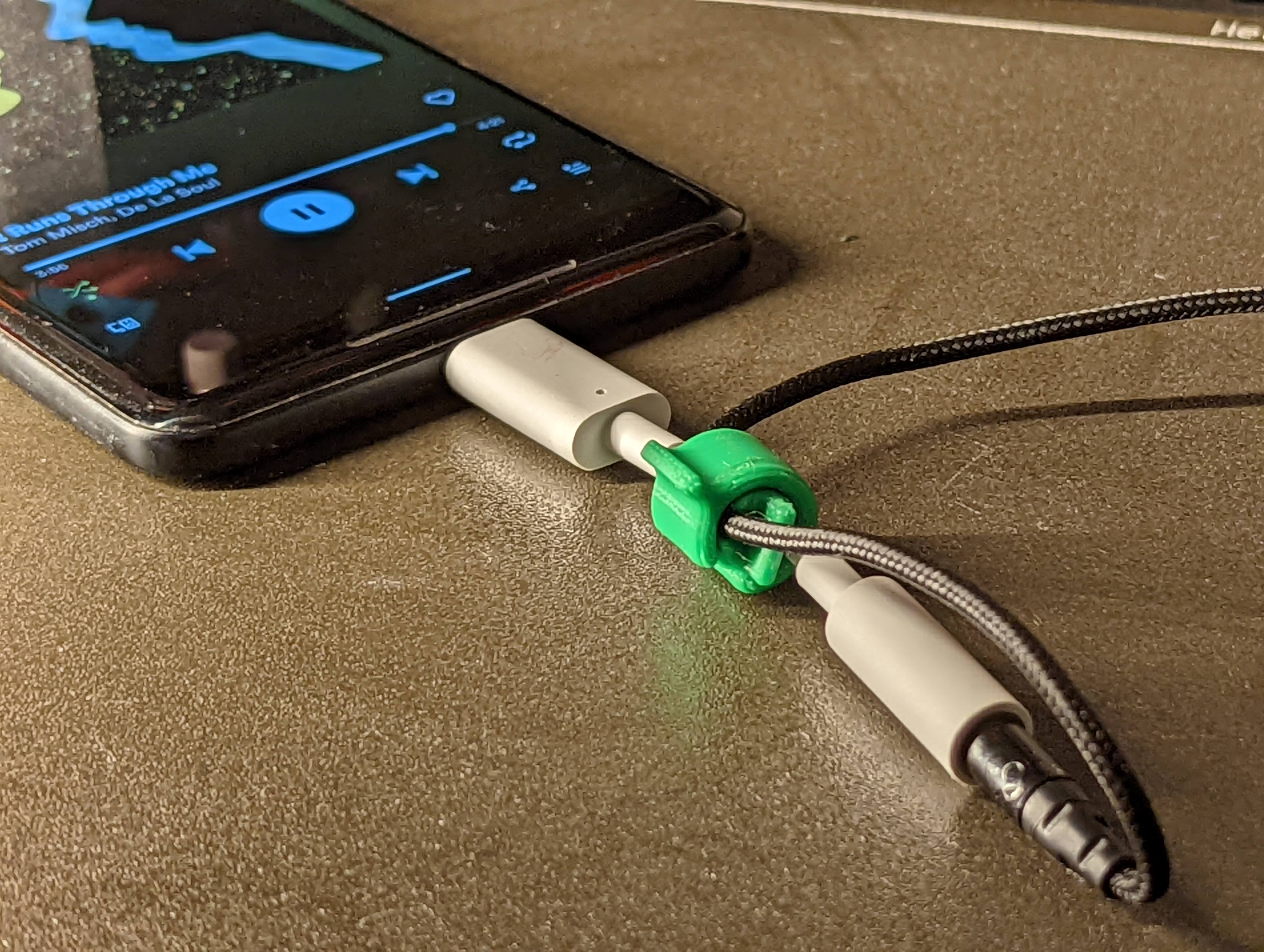 Headphone Adapter Keeper