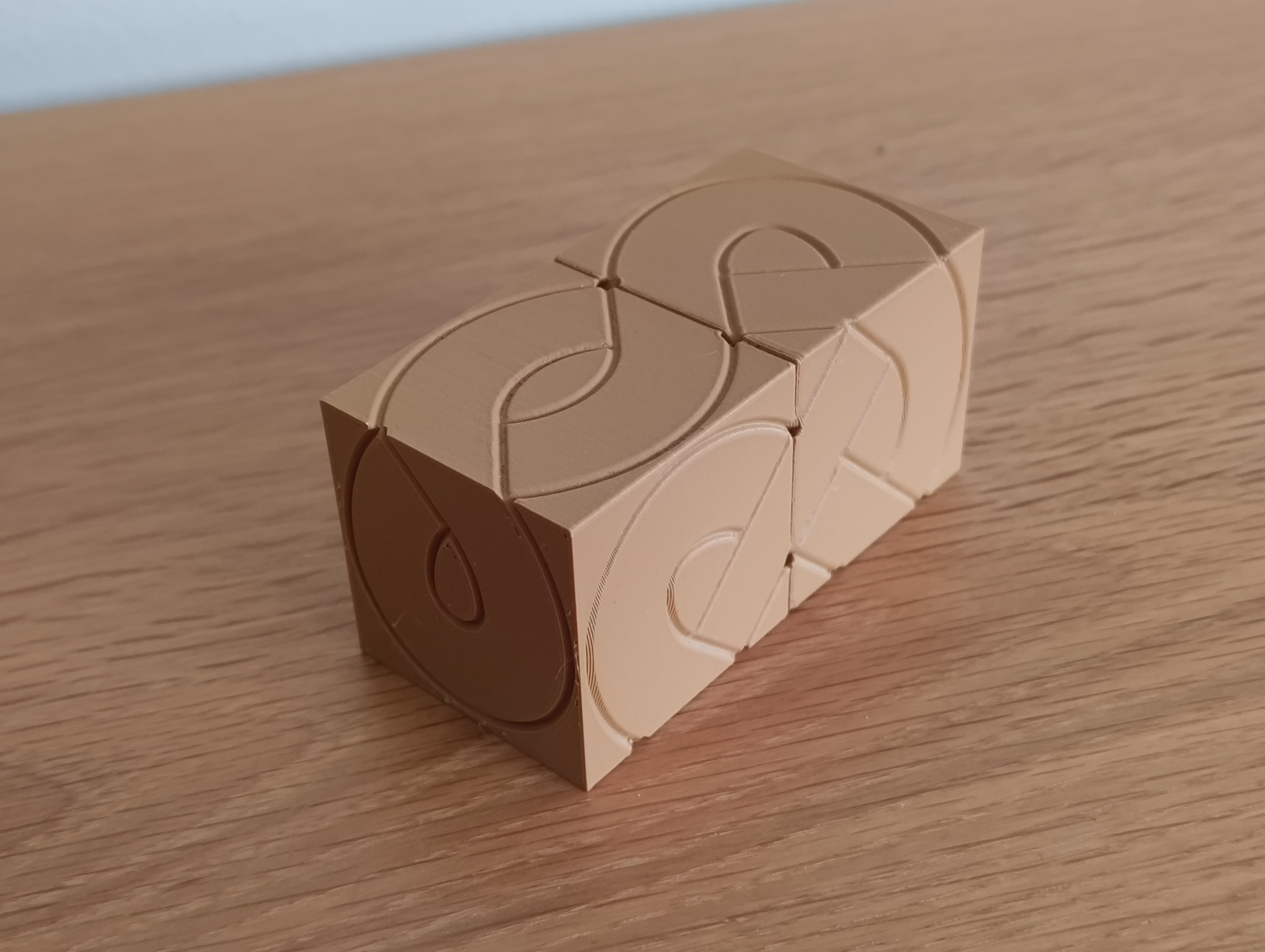 Celtic Knot Dice & Tiles