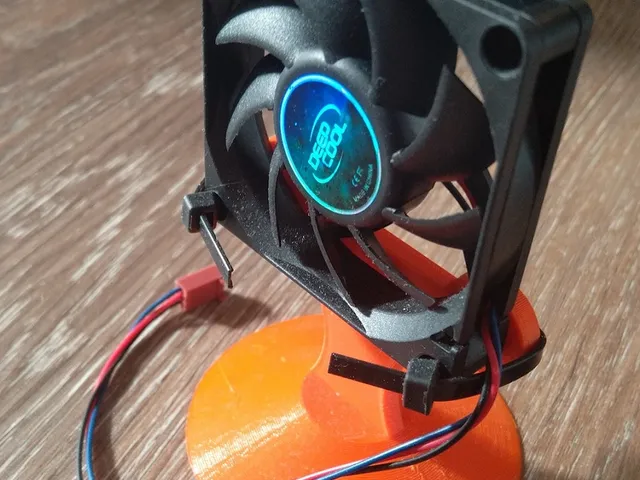 Fan Stand
