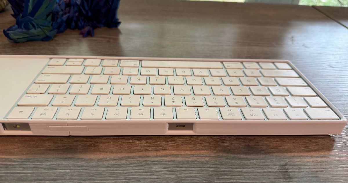 Apple Magic Keyboard & Trackpad Case / Holder by Chris3DPrints