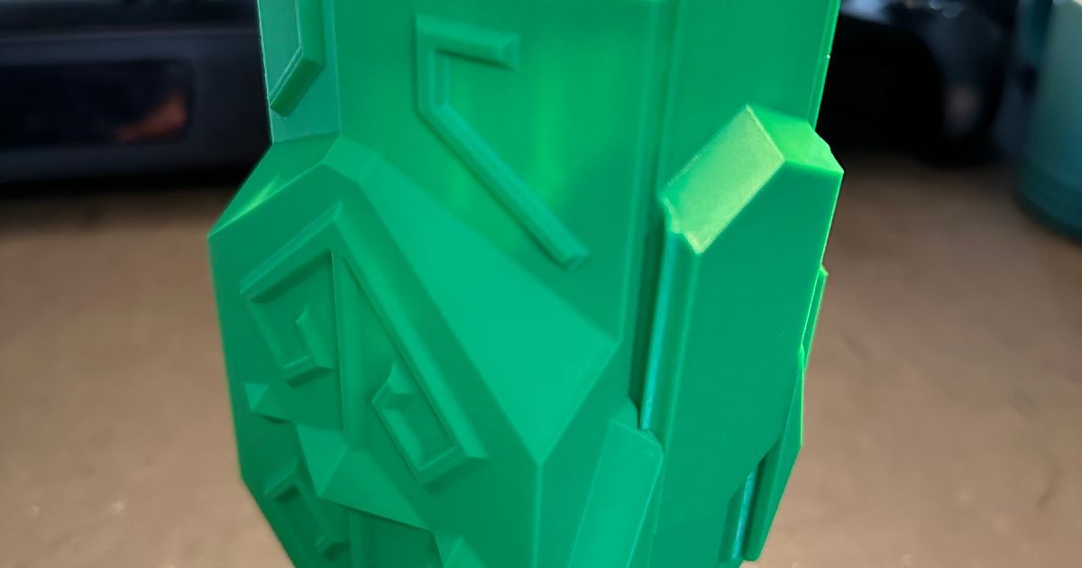 BoTW Iron sledgehammer dice tower by Download free STL