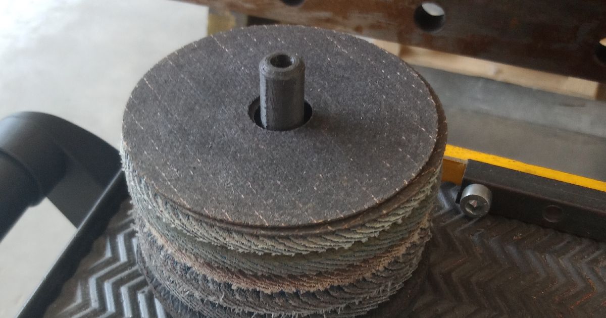 Angle Grinder Discs Organizer by MekDrafter Download free STL model