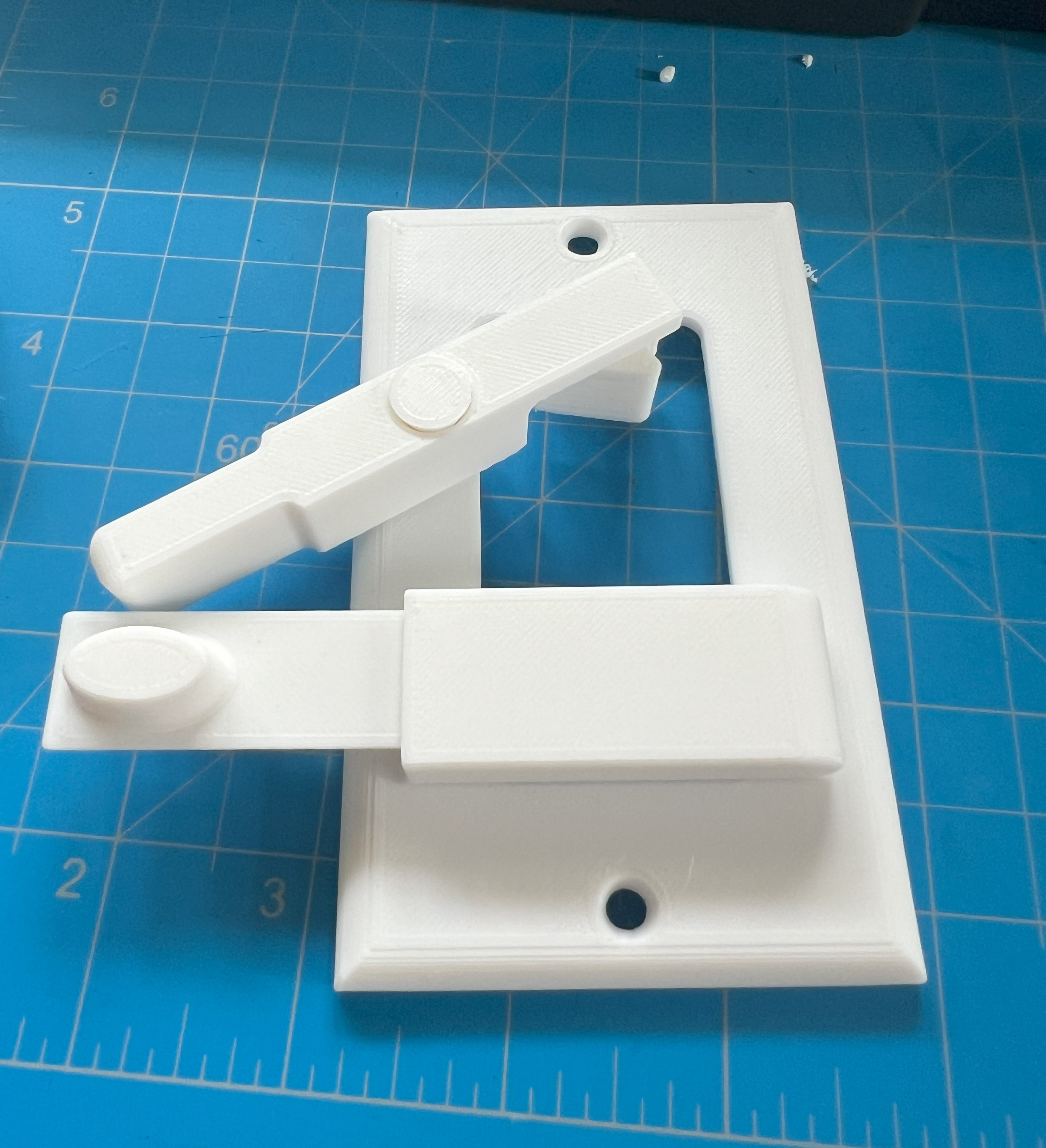 Lutron Skylar Dimmer Switch Extension Cover Plate (Print-in-Place Joints)