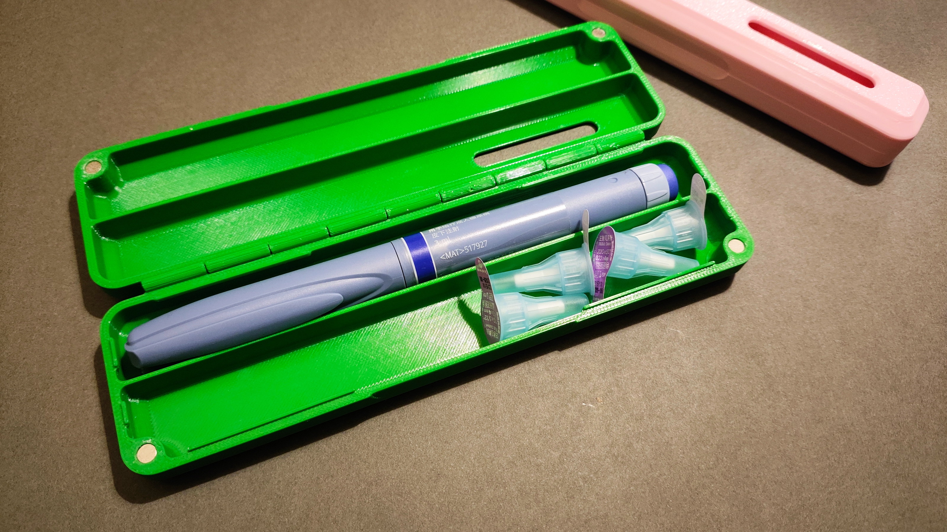 Miniatura 2 do modelo 3D Insulin Pen Case