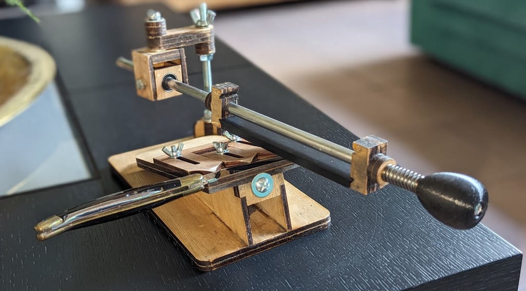 laser cut knife and scissors sharpener (version 2)