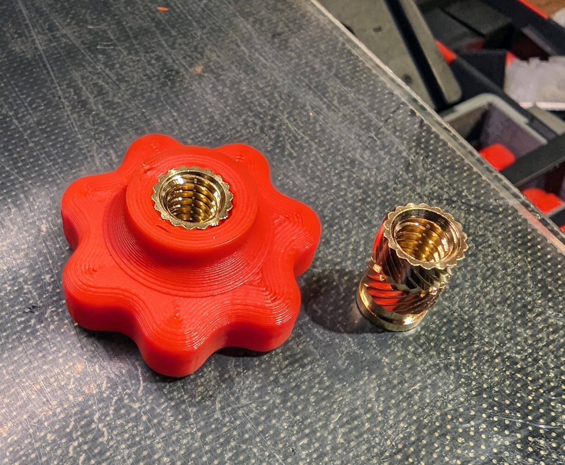 Knob For 1 4 20 Threaded Insert By Bob Loblaw Download Free STL Model knob-for-1-4-20-threaded-insert-by-bob-loblaw-download-free-stl-model
