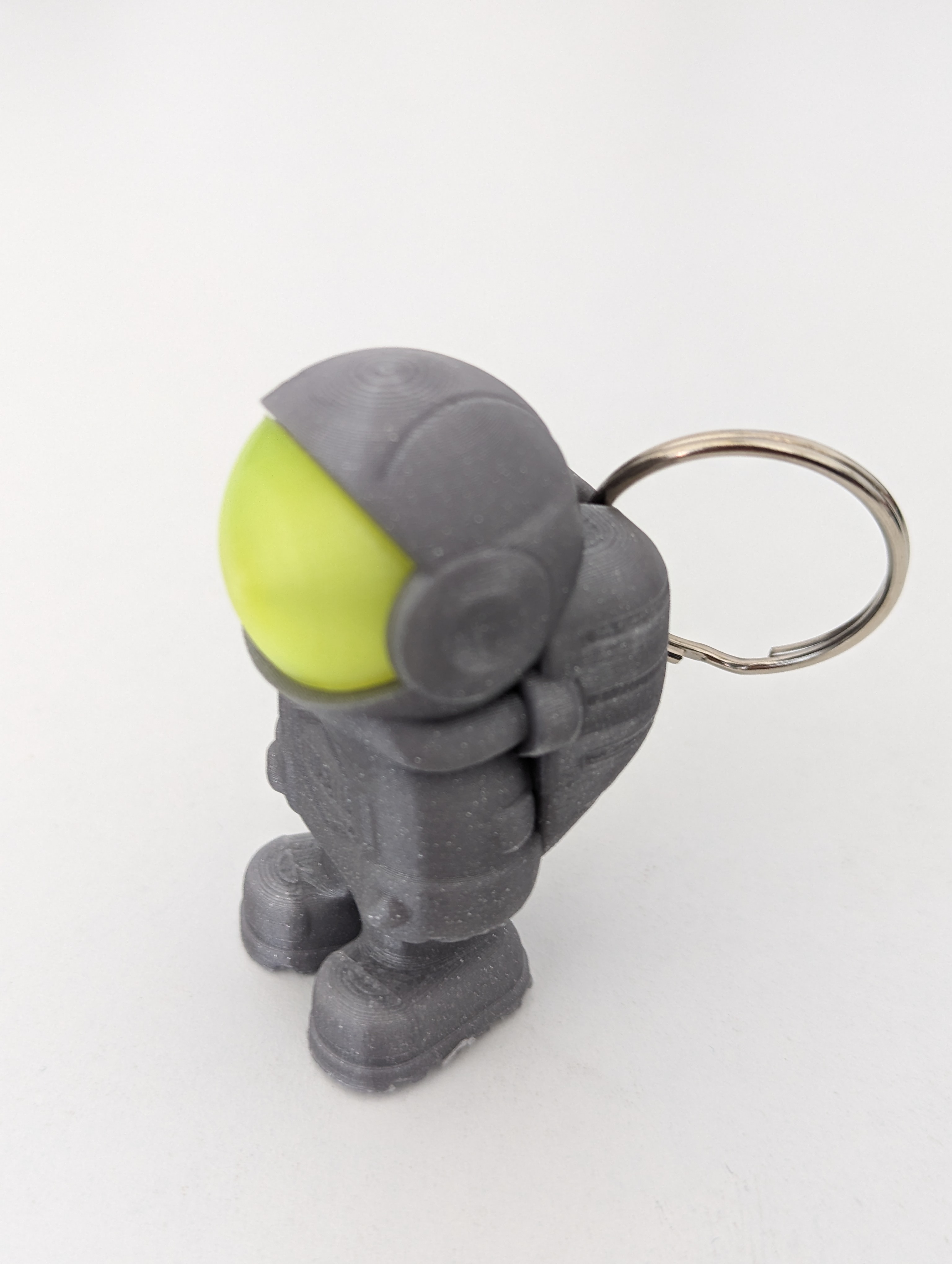 Astronaut 2 parts keychain