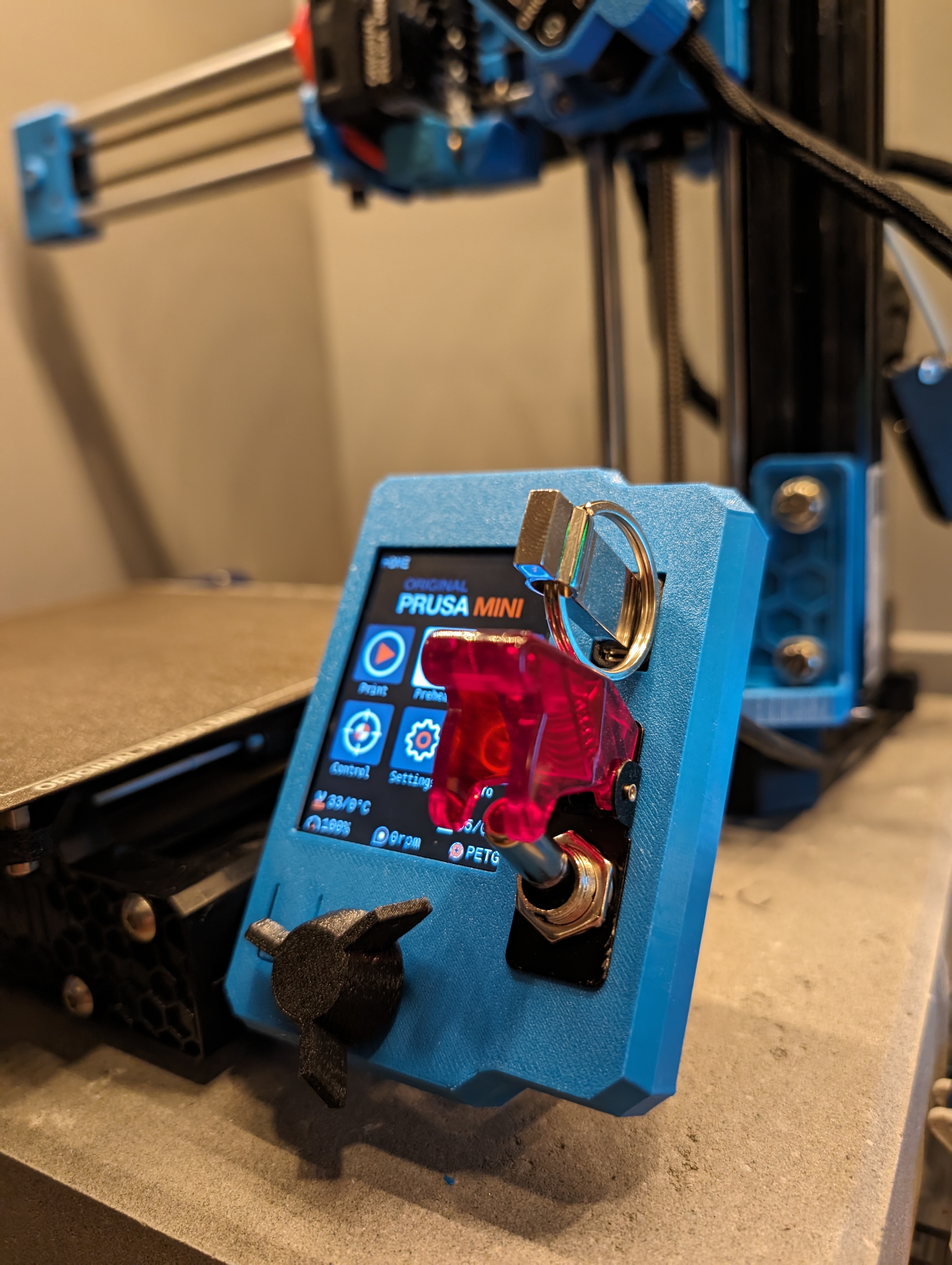 LCD-screen holder with toggle switch and USB-outlet