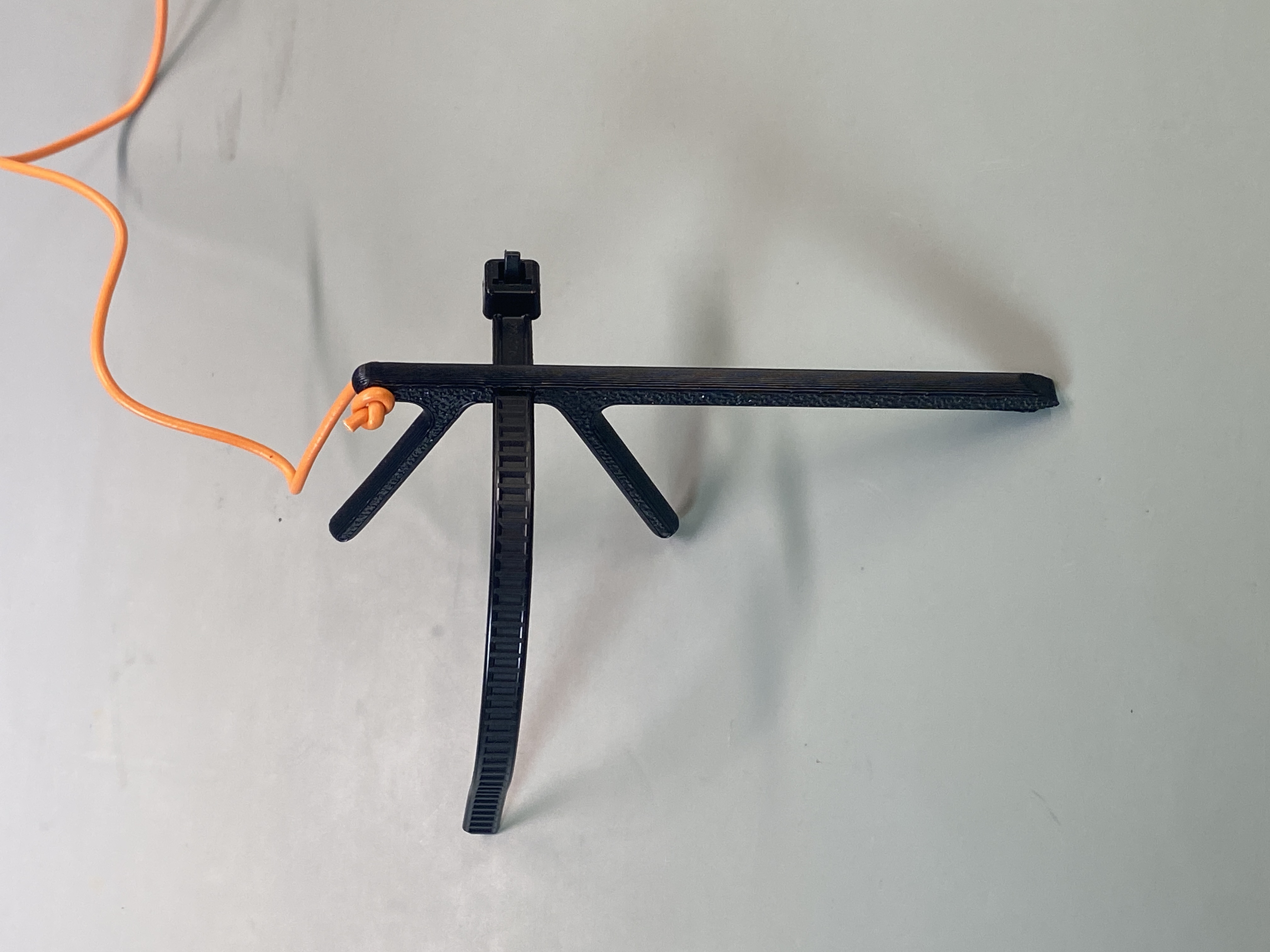 Spike / Peg for radials with wirewinder