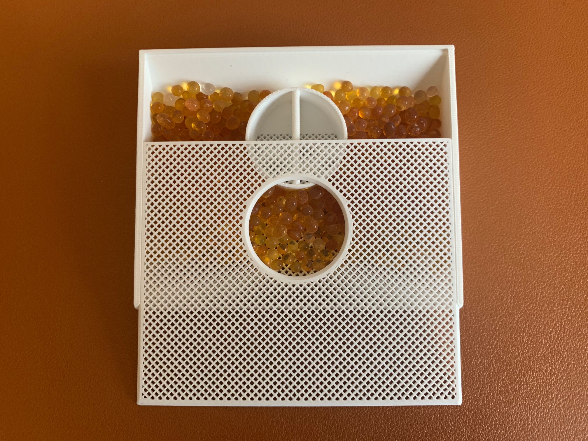 Silica Gel Container With Lid For Wall Mounted Drybox