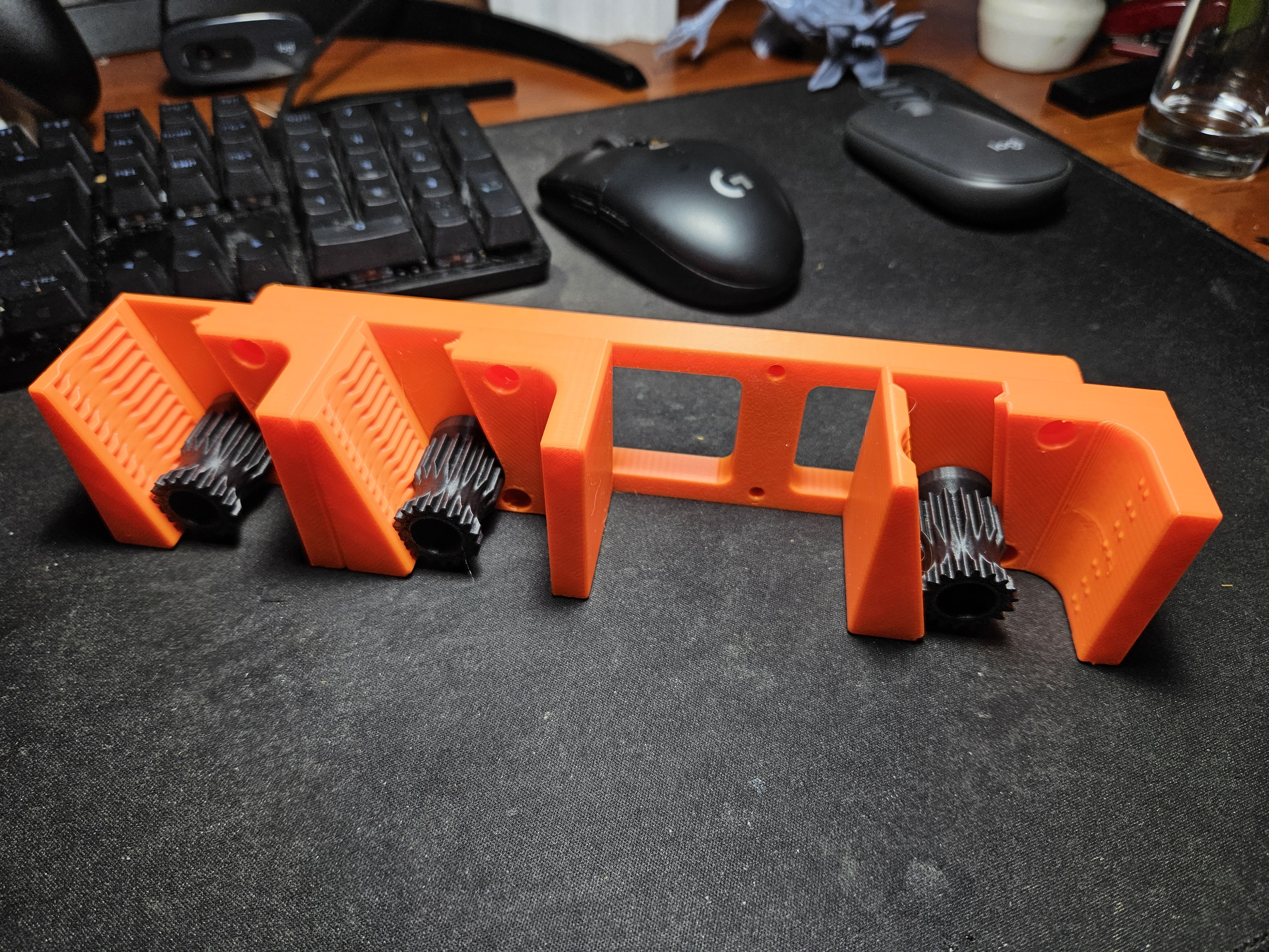 Broom holder 4x Mount