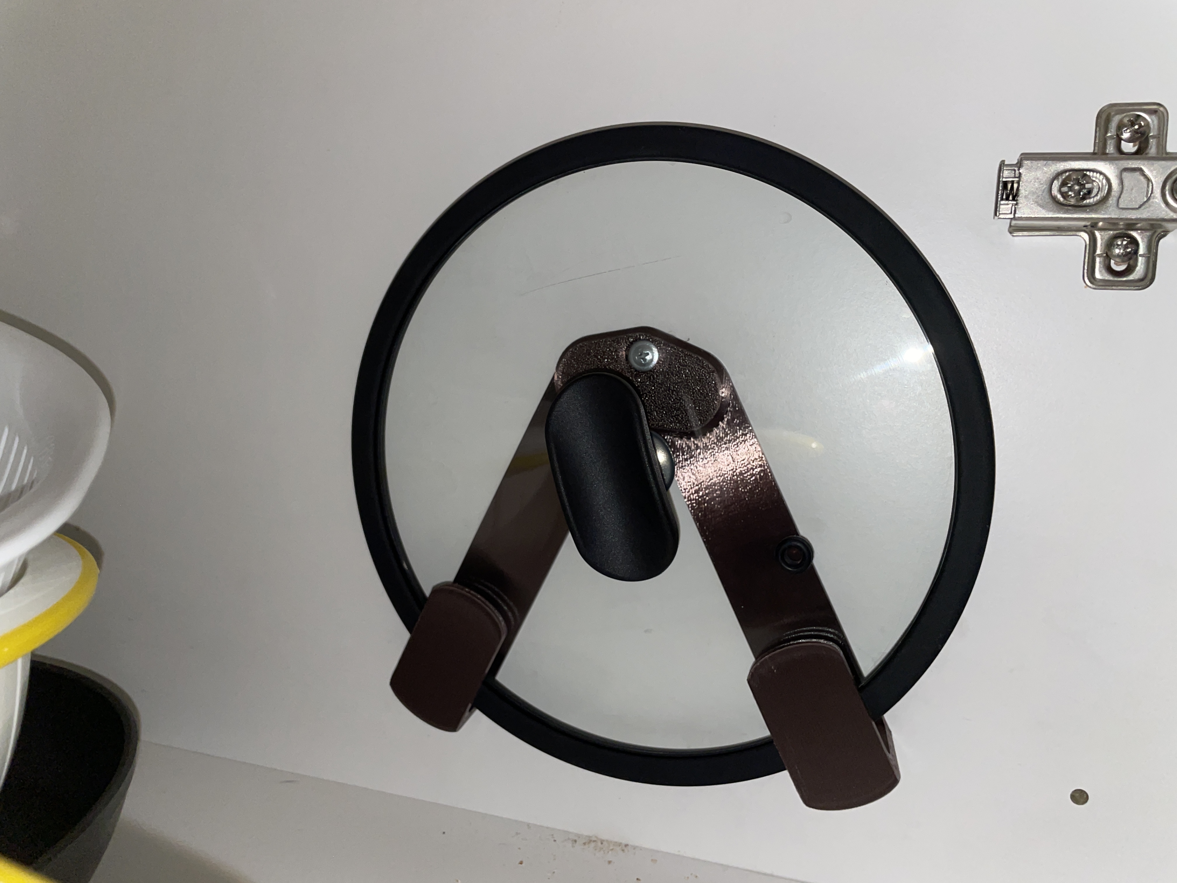 Adjustable Pot Lid Holders