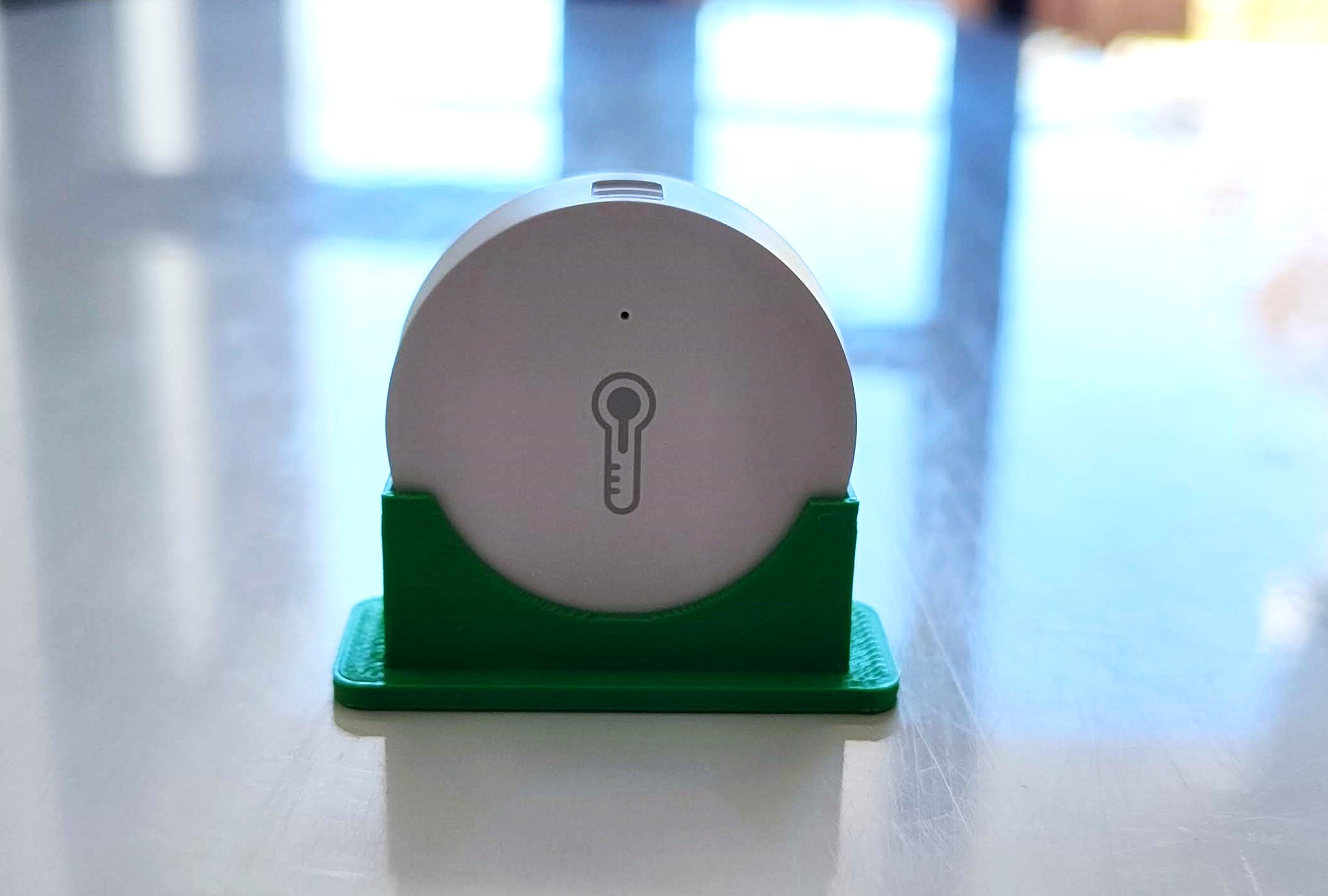 Xiaomi temperature and humidity sensor stands by leigh williams