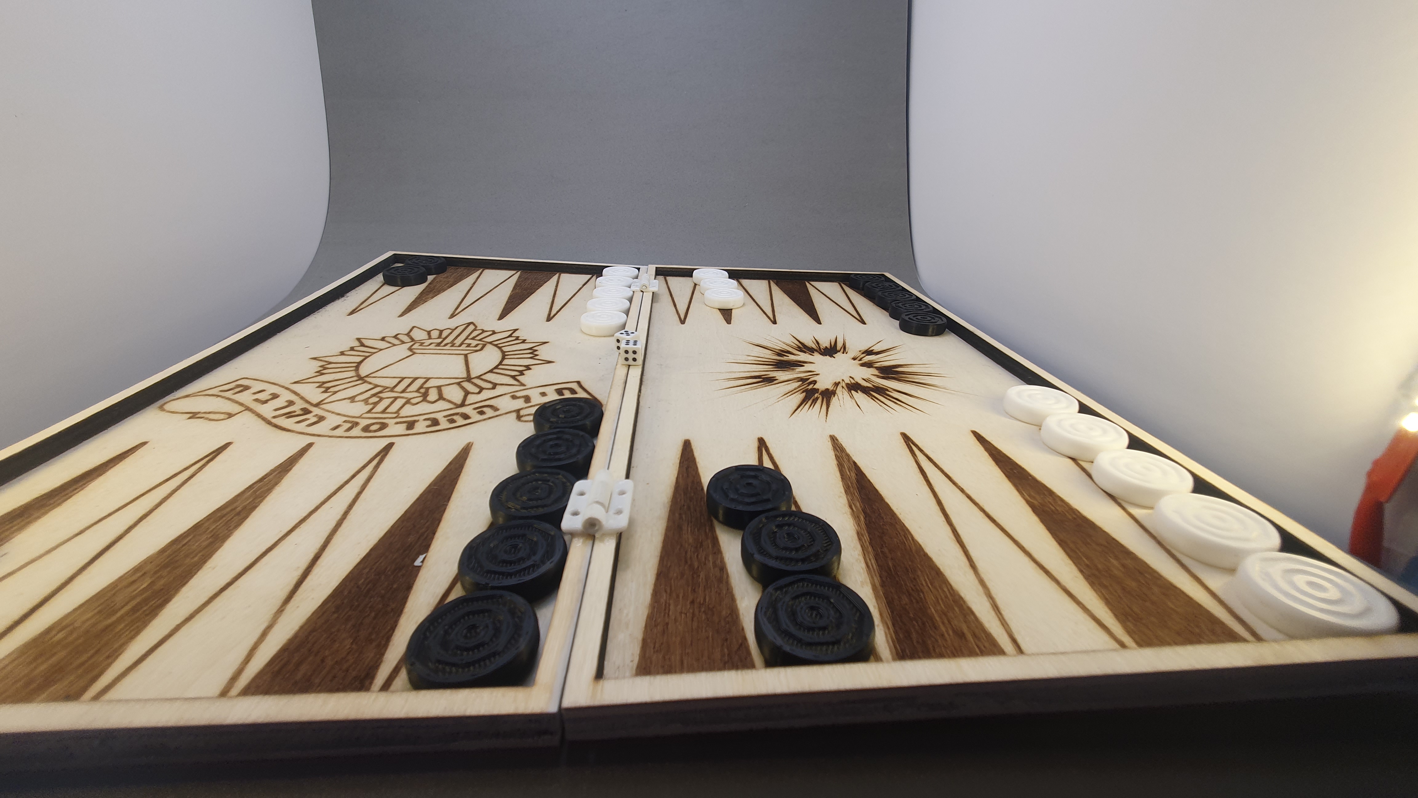 Miniatura 5 do modelo 3D Backgammon - Laser Cut