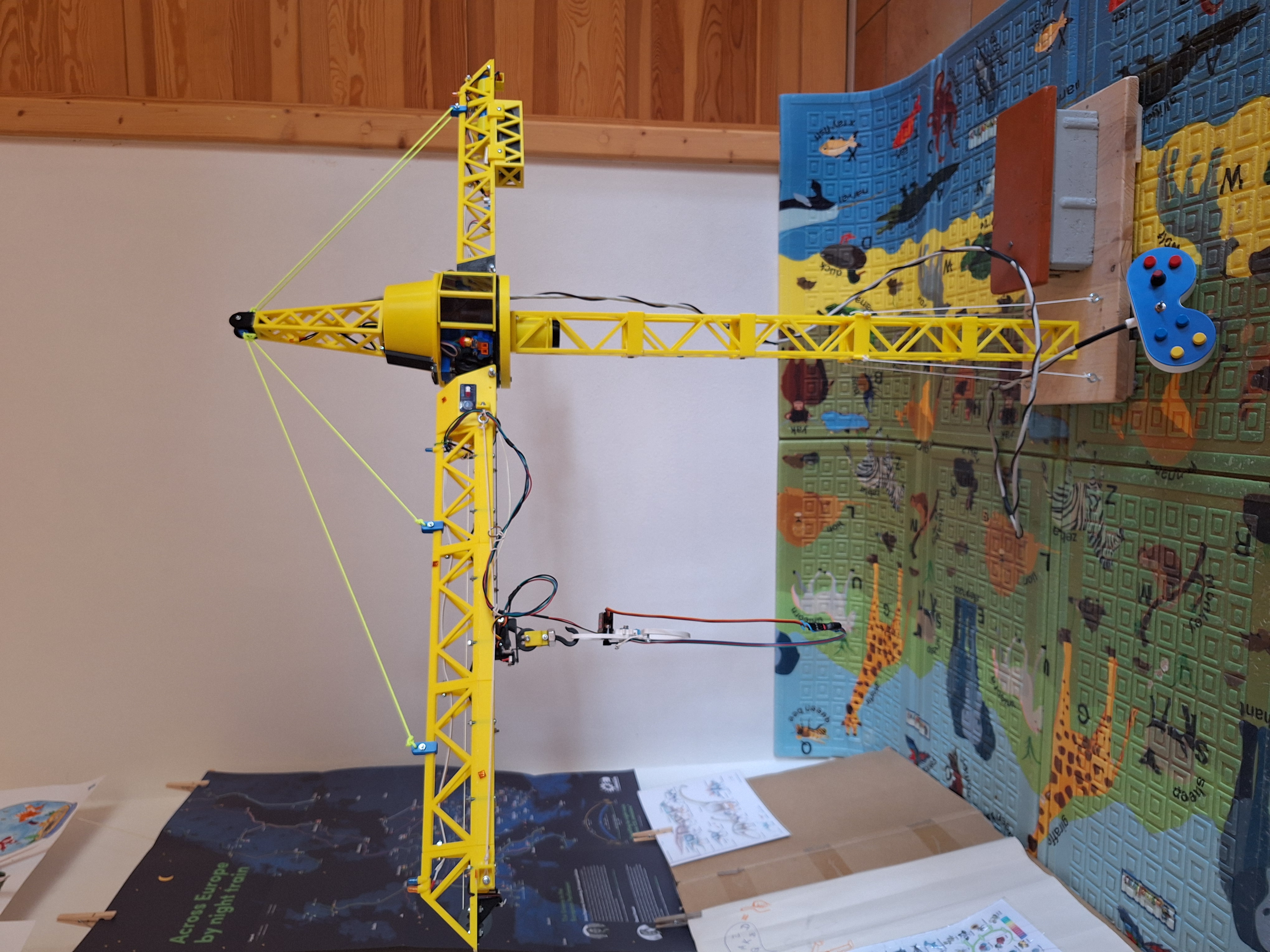 Žeriav / Jeřáb / Crane