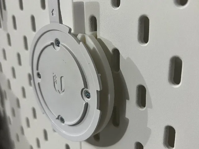 Skadis Universal Unifi UAP AC Lite Mount Plate