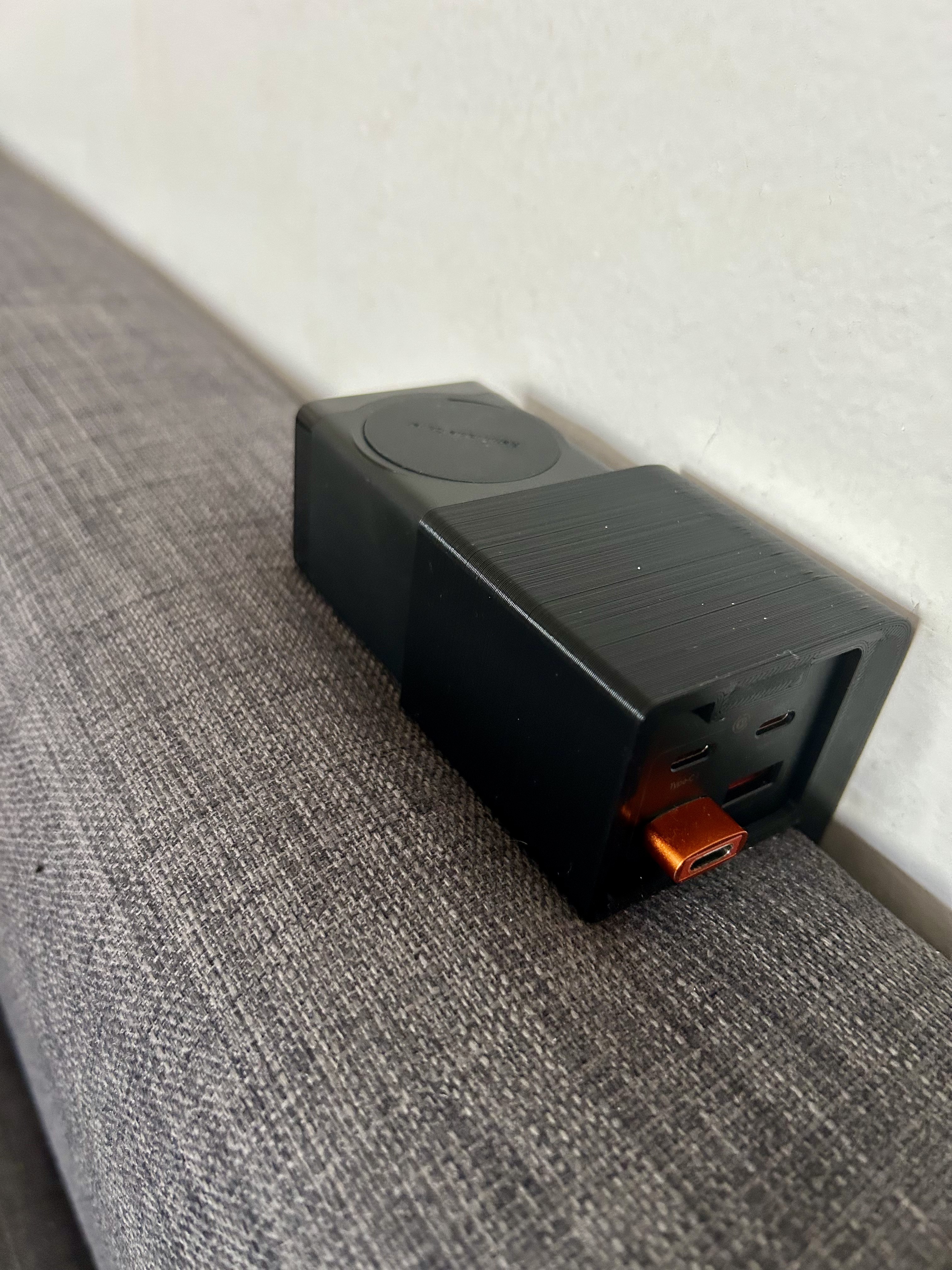 Baseus 65w gan3 desktop power strip - couch holder