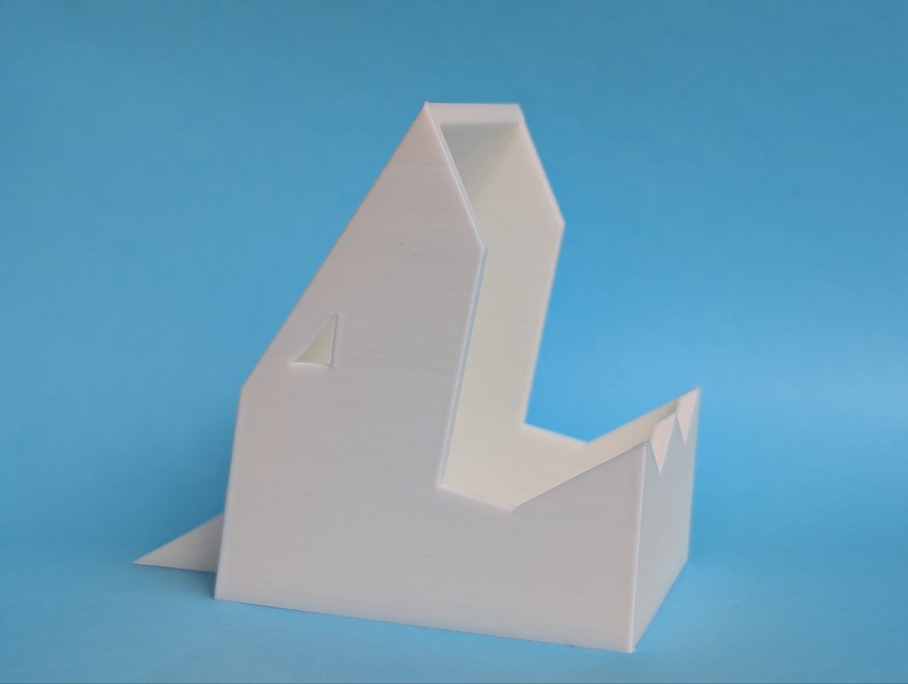 Shark organizer