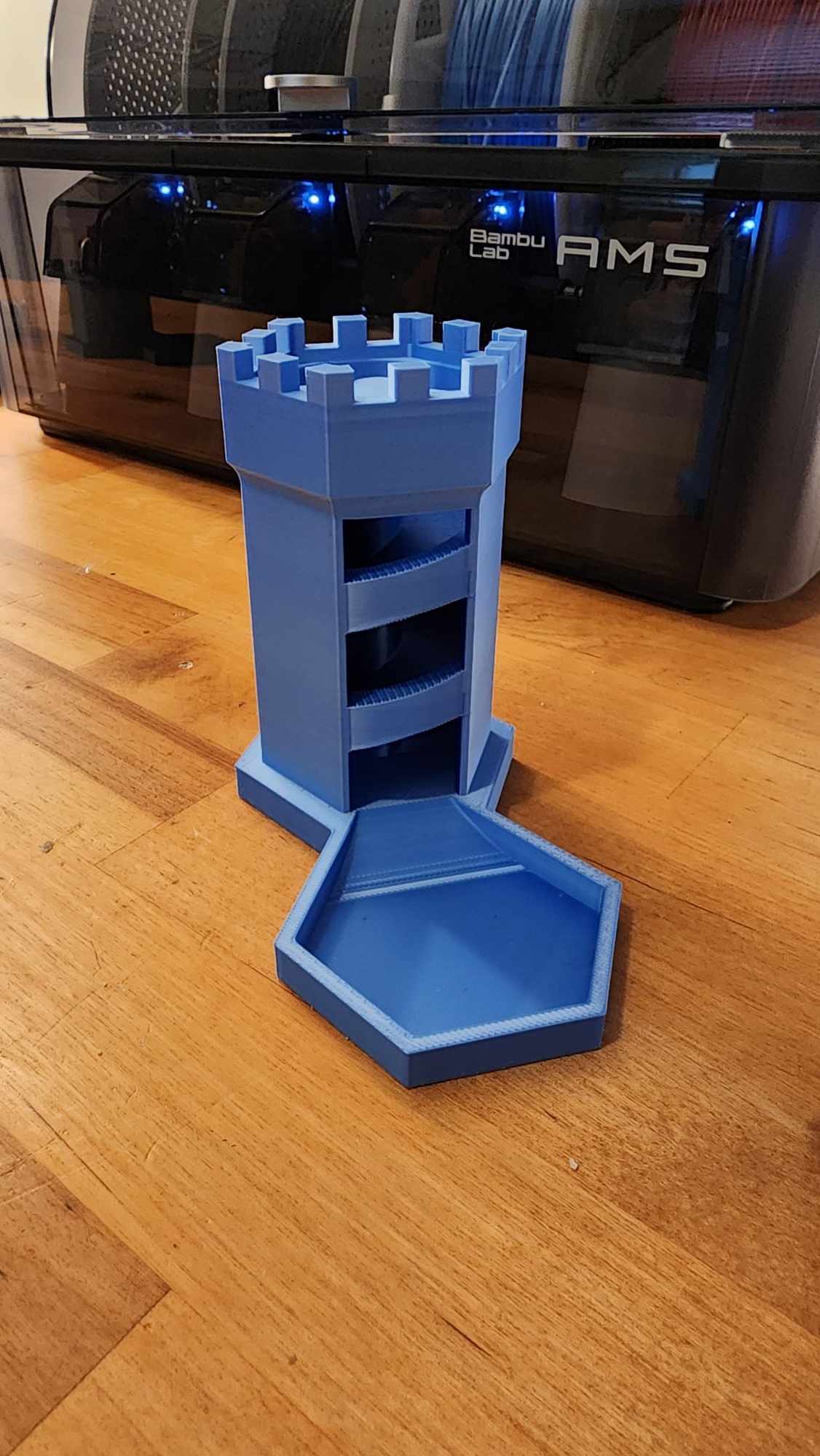 Simple Micro Dice Tower by Extruded Ideas Download free STL model