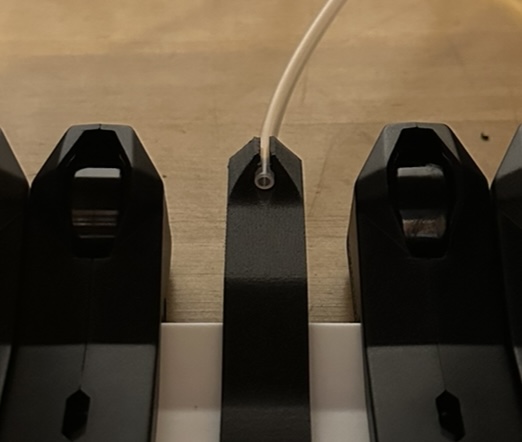 PFTE Holder for MMU3 Spool Holder with Filament Cutout -- Minimum Support