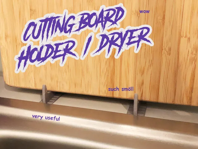 Cutting board holder / dryer