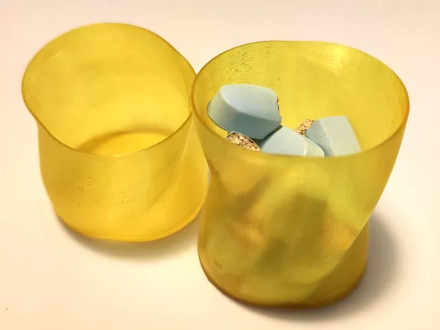 Travel Pill Twist-Container