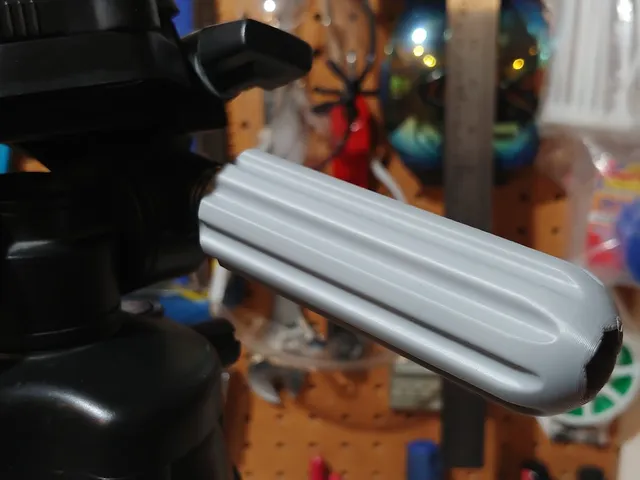 Handle for 1/4-20 bolt