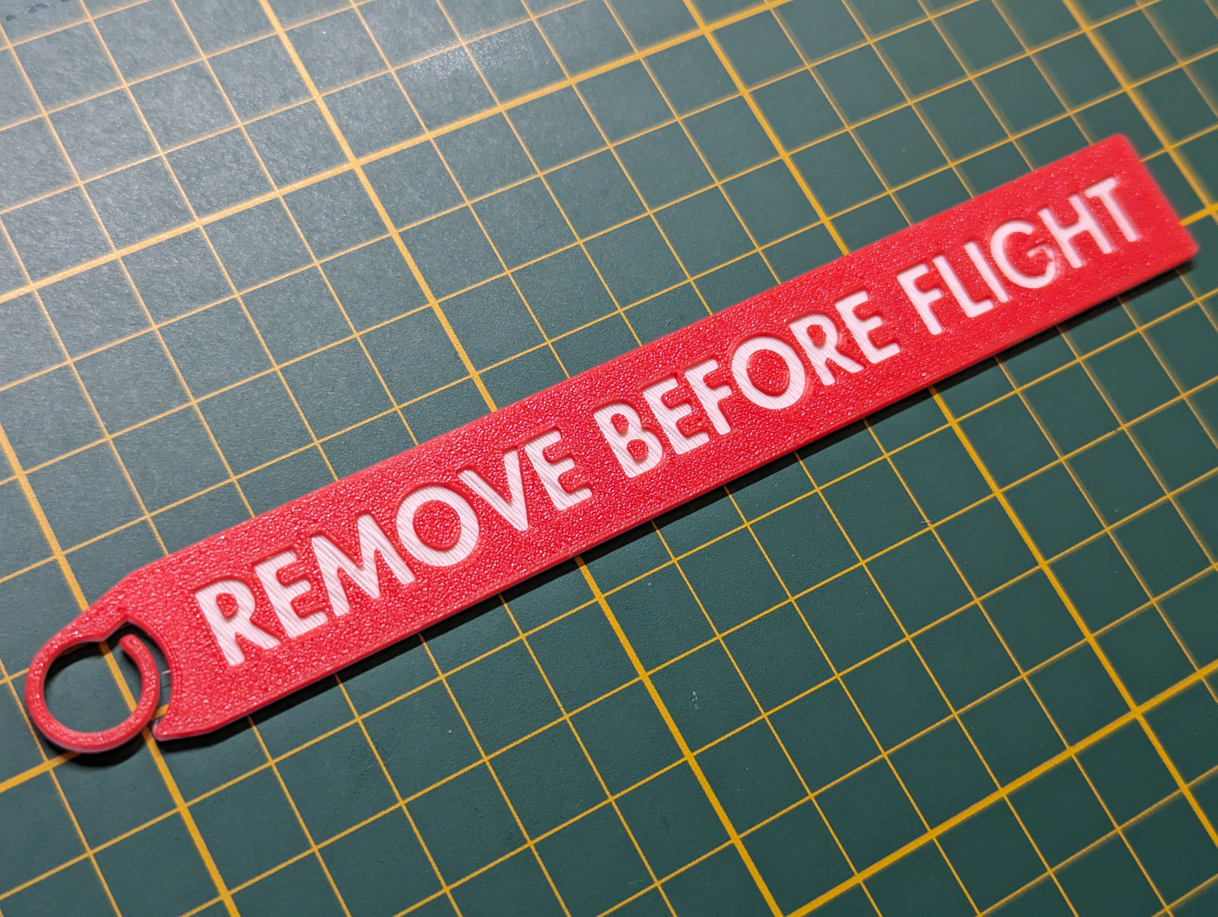 Miniatura 2 do modelo 3D Double-Sided Remove Before Flight Tag