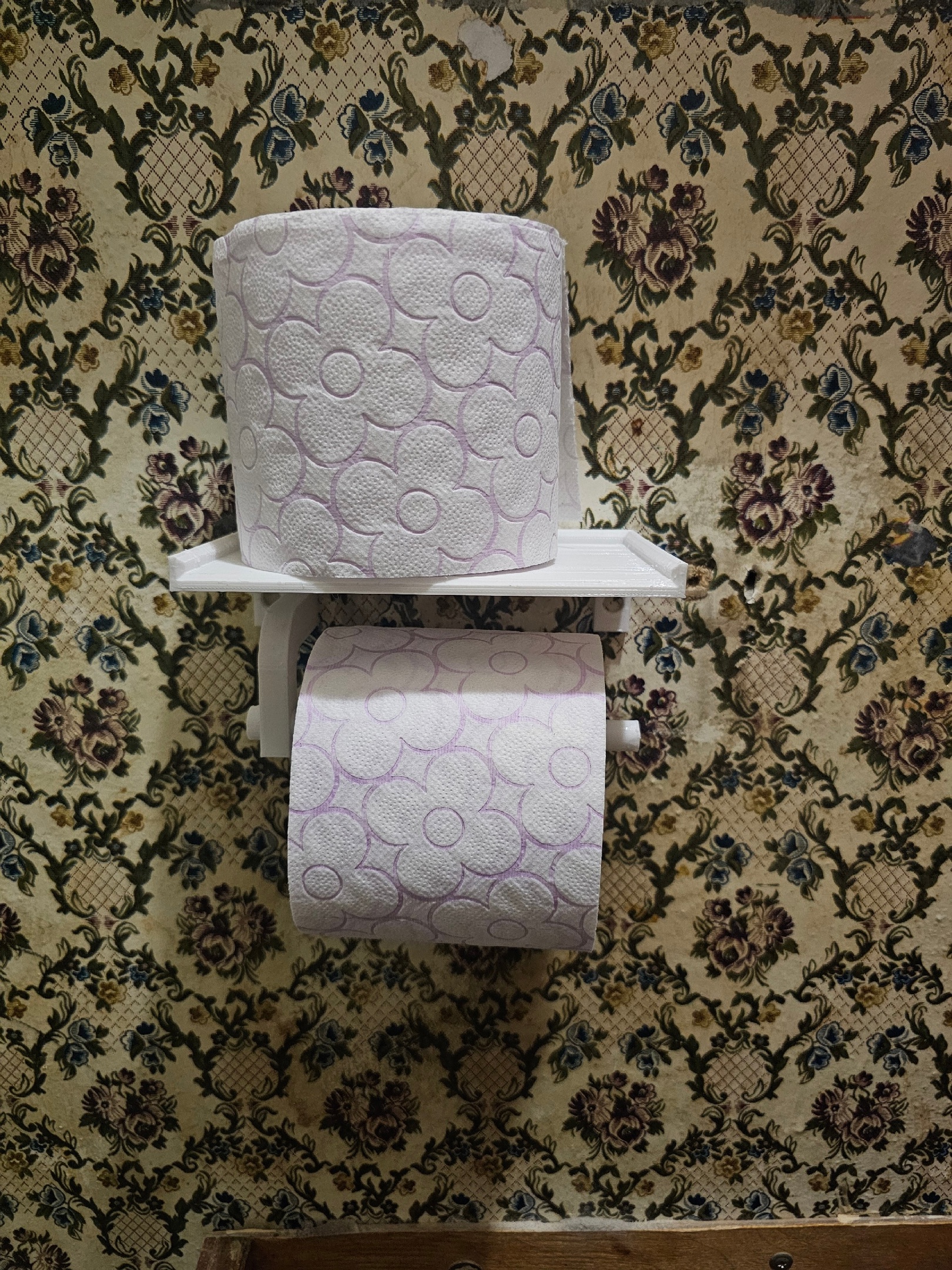 PaperHolder