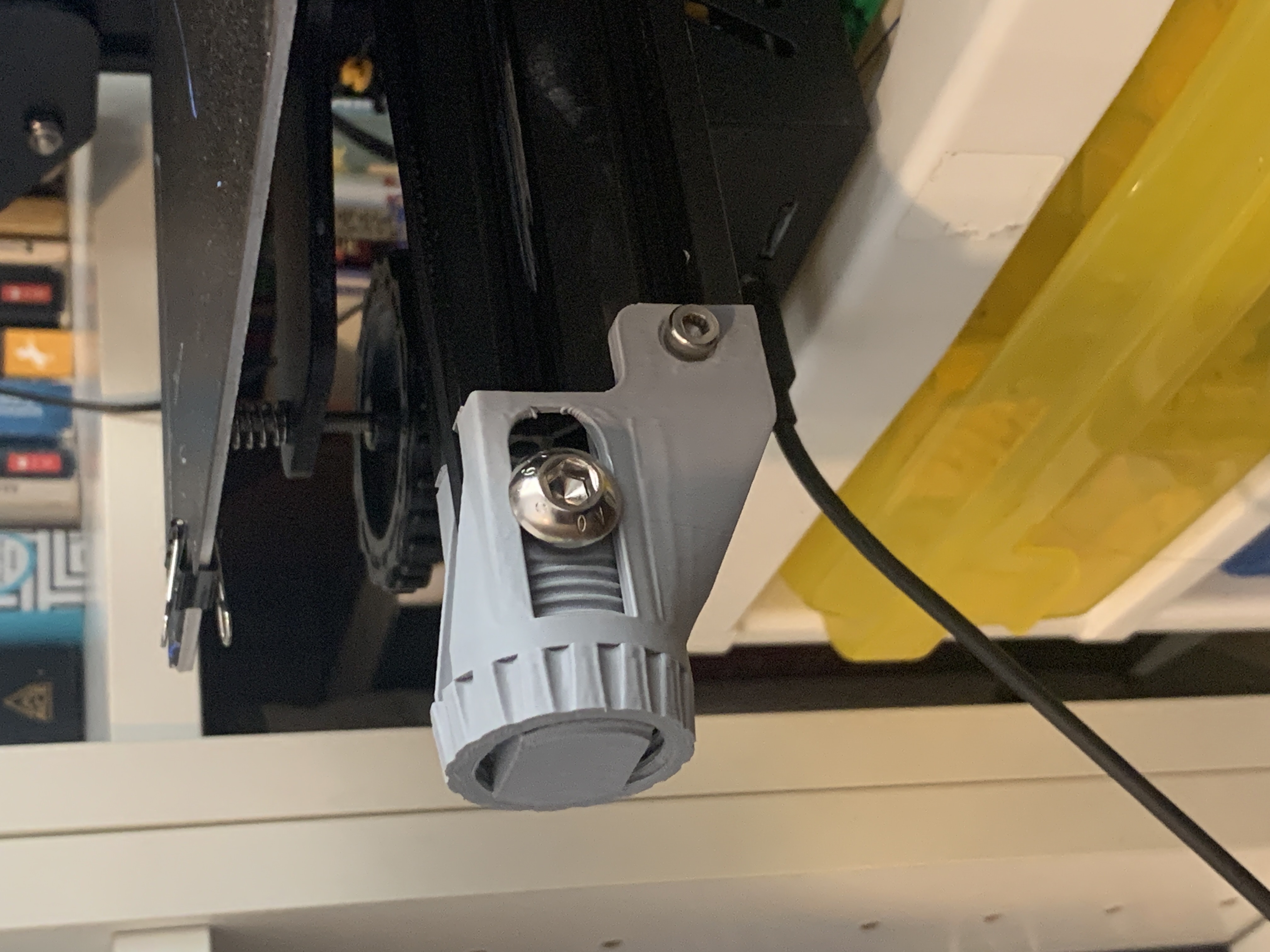 Ender 3 Belt Tensioner Screw(Horizontal Printing) by Bananaperson300