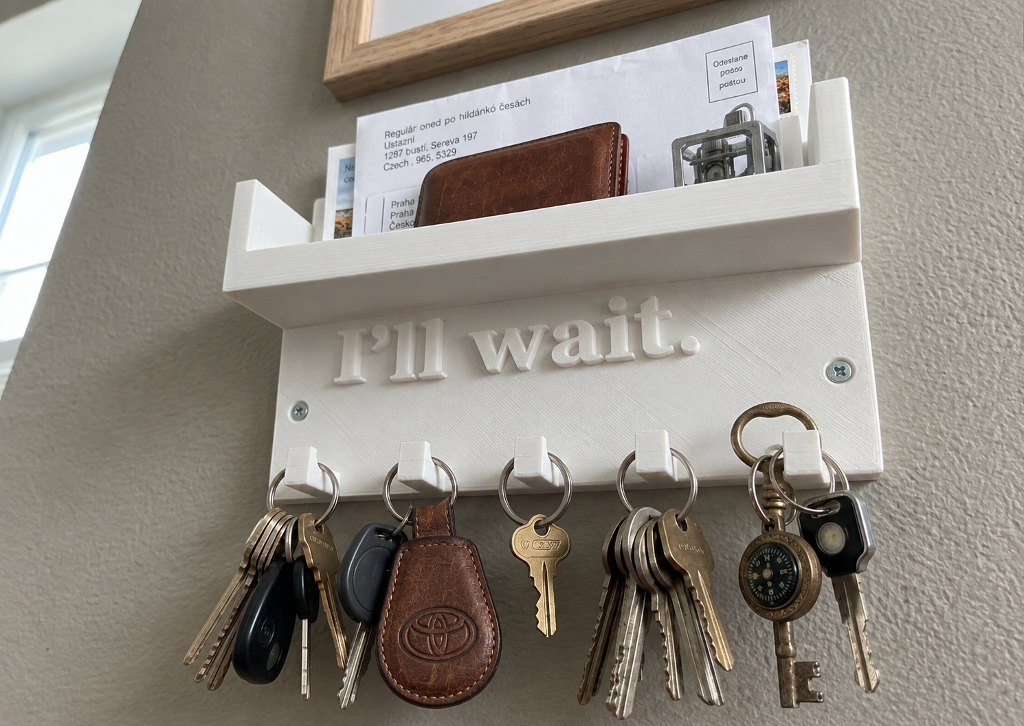 key holdes