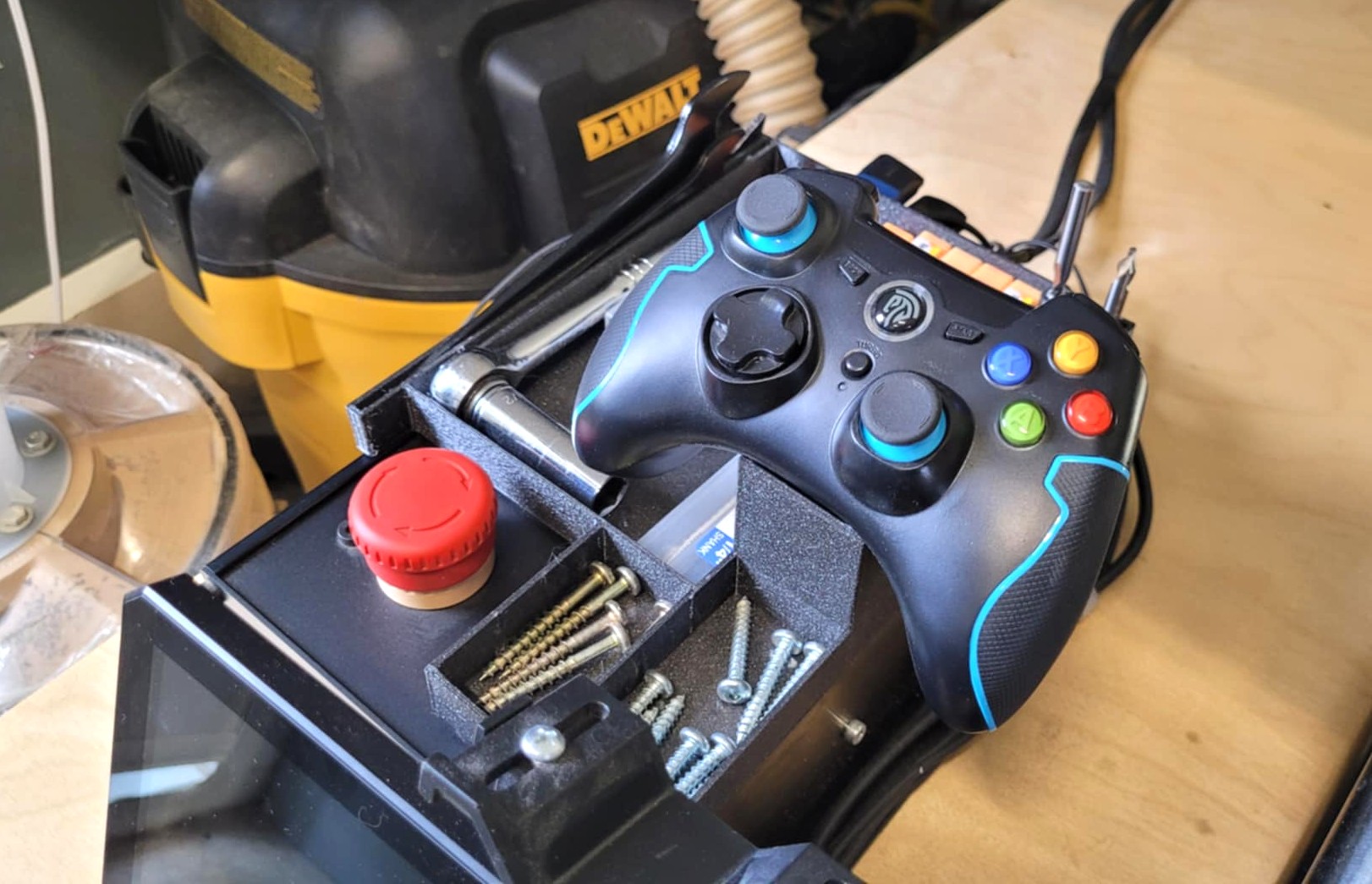 Controller and tools tray for buildbotics Onefinity CNC — thumbnail 3