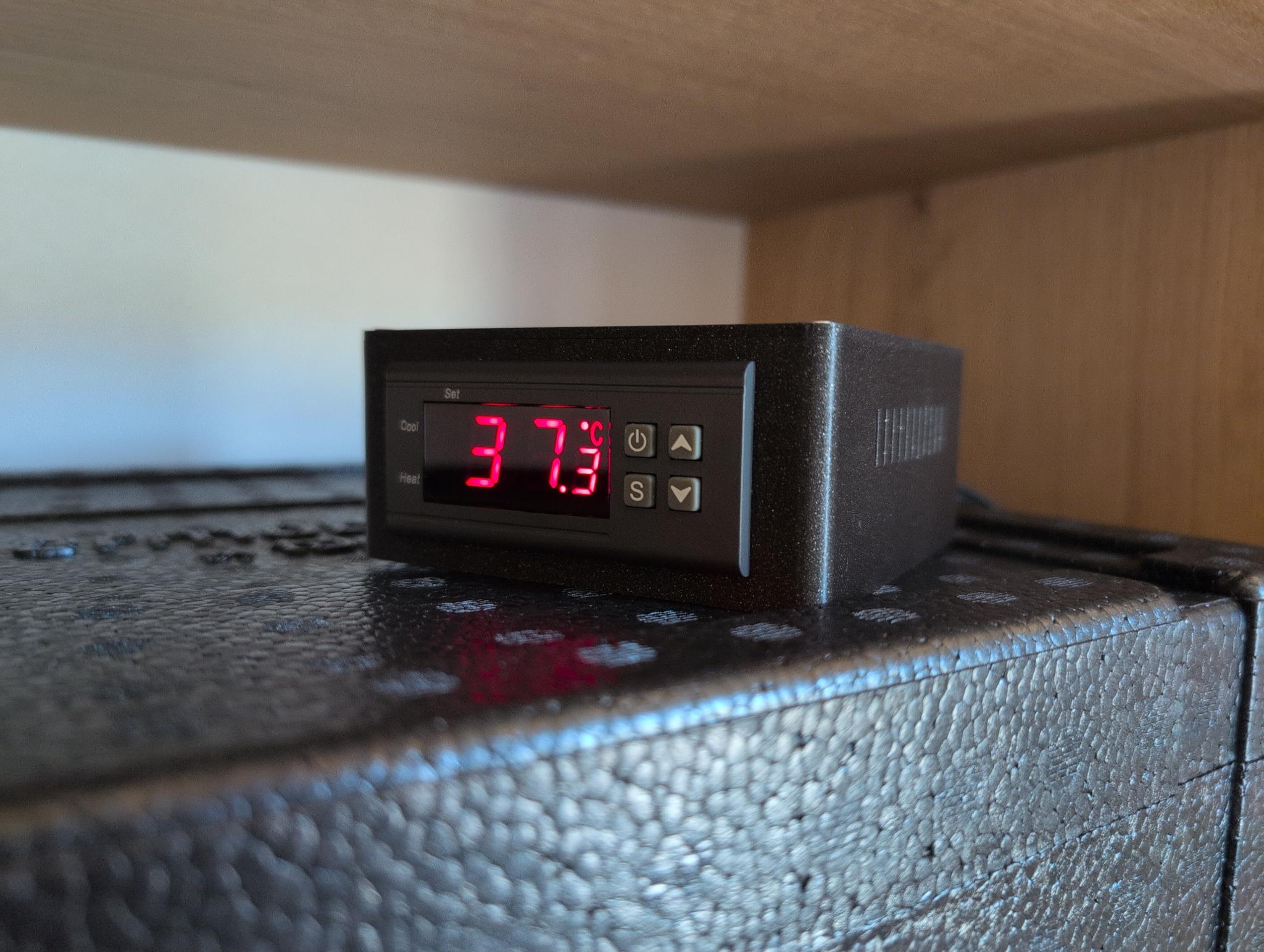 Temperature Controller Case — thumbnail 2